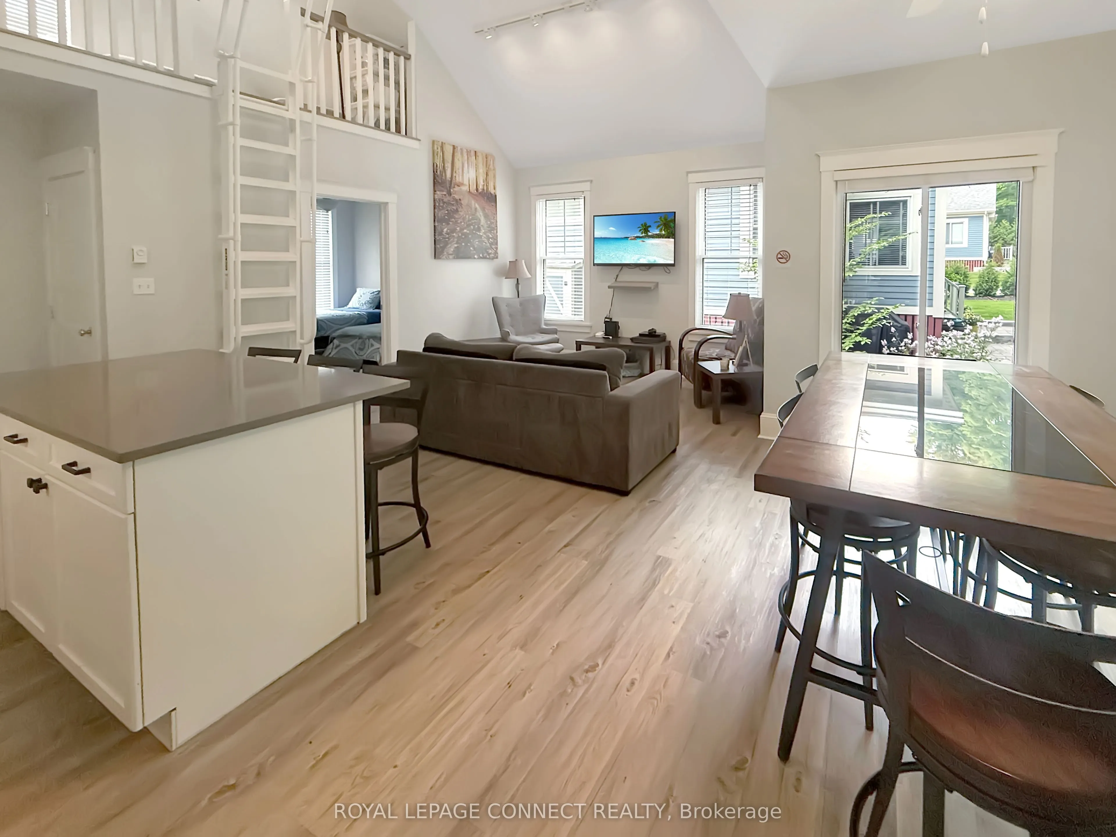 50 Hollow Lane, #209