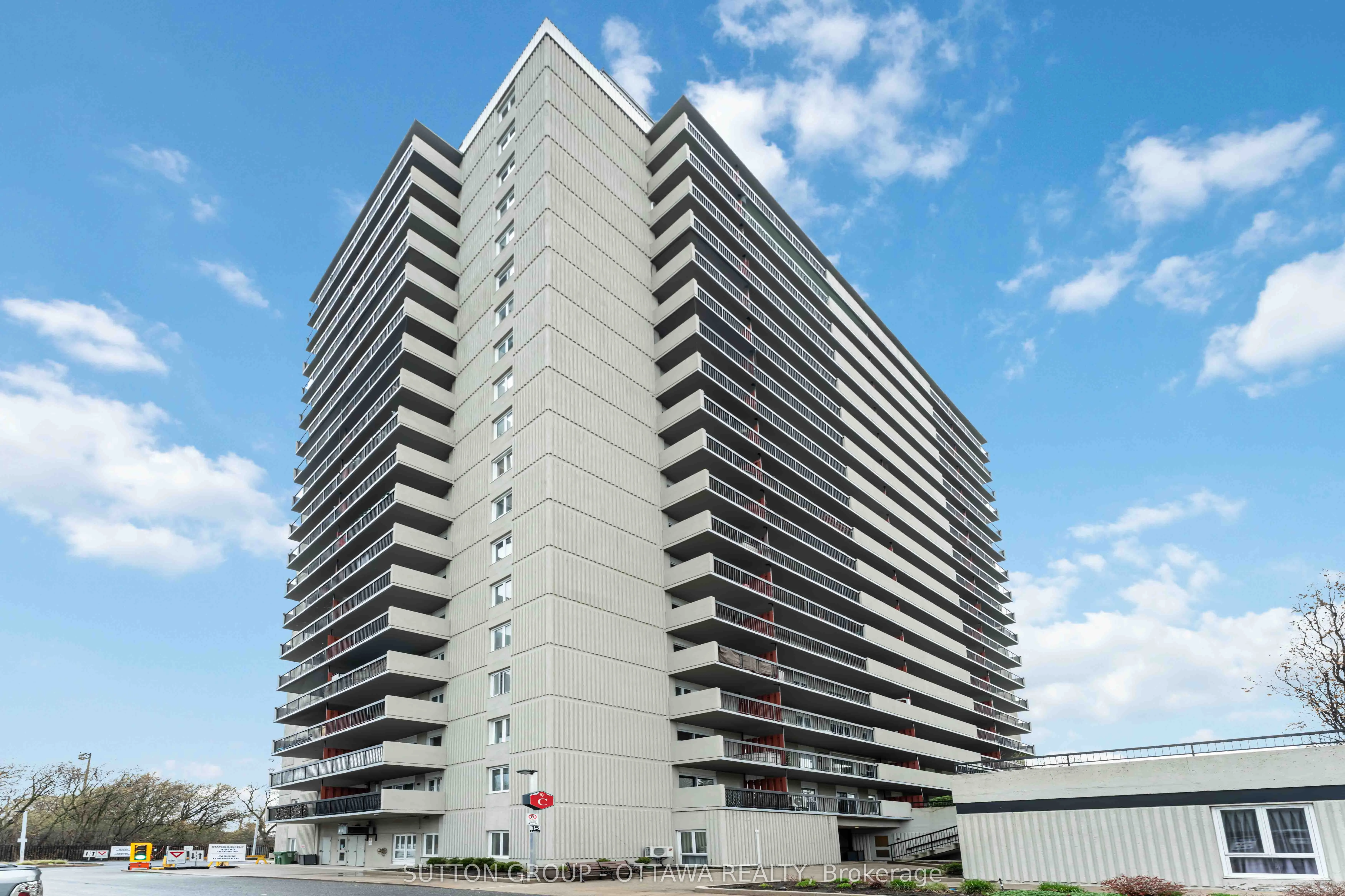 158C McArthur Avenue, #705