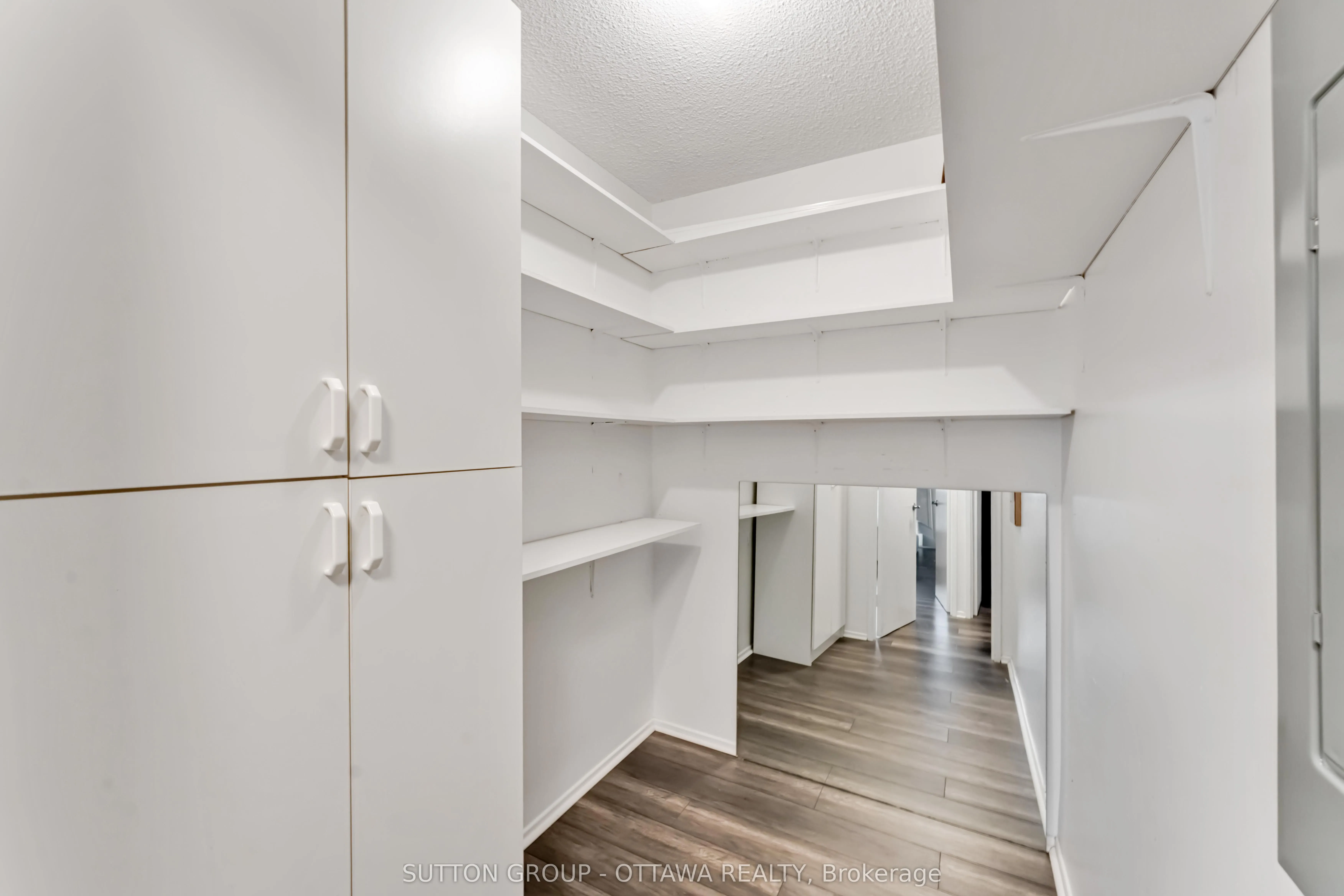 158C McArthur Avenue, #705