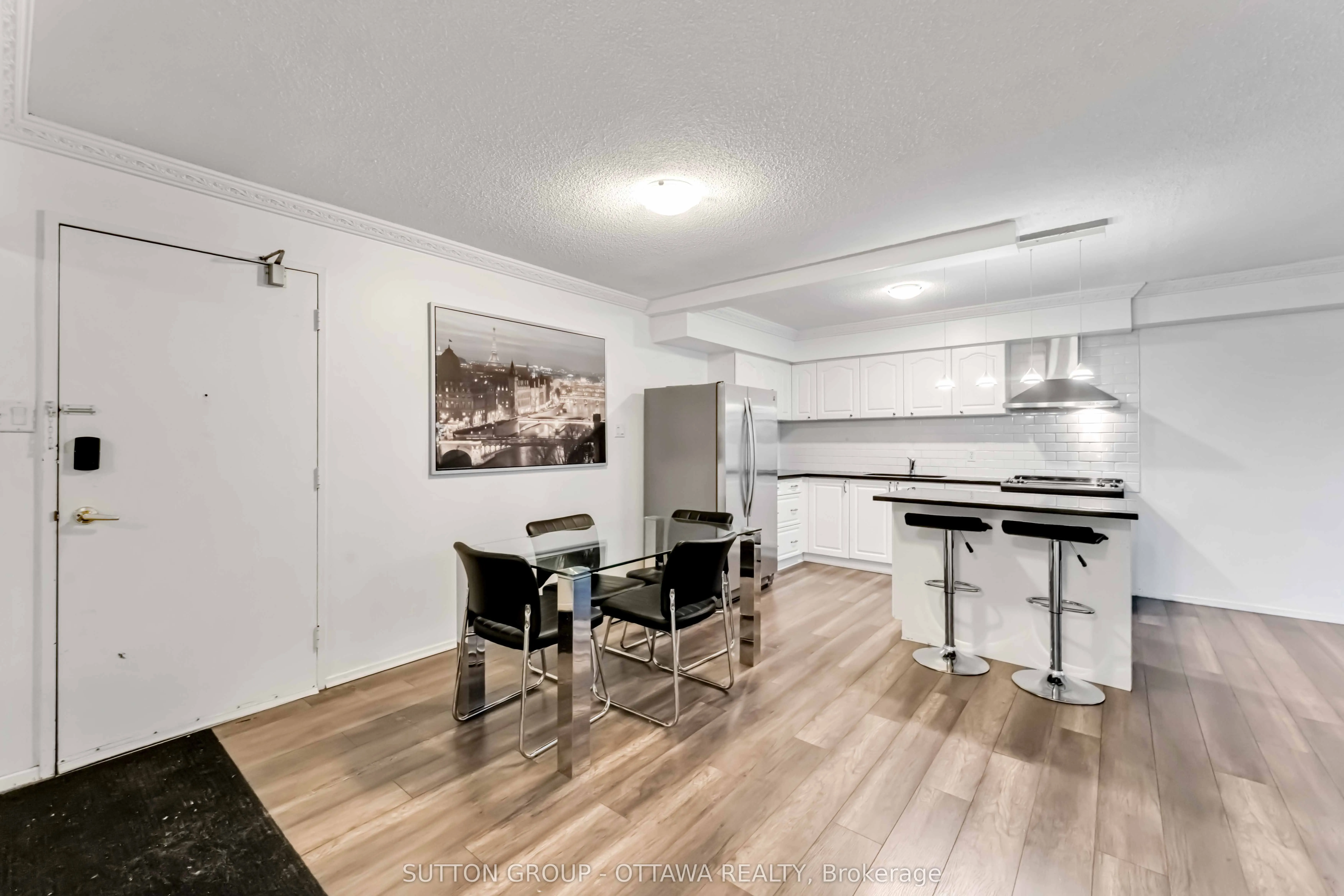 158C McArthur Avenue, #705