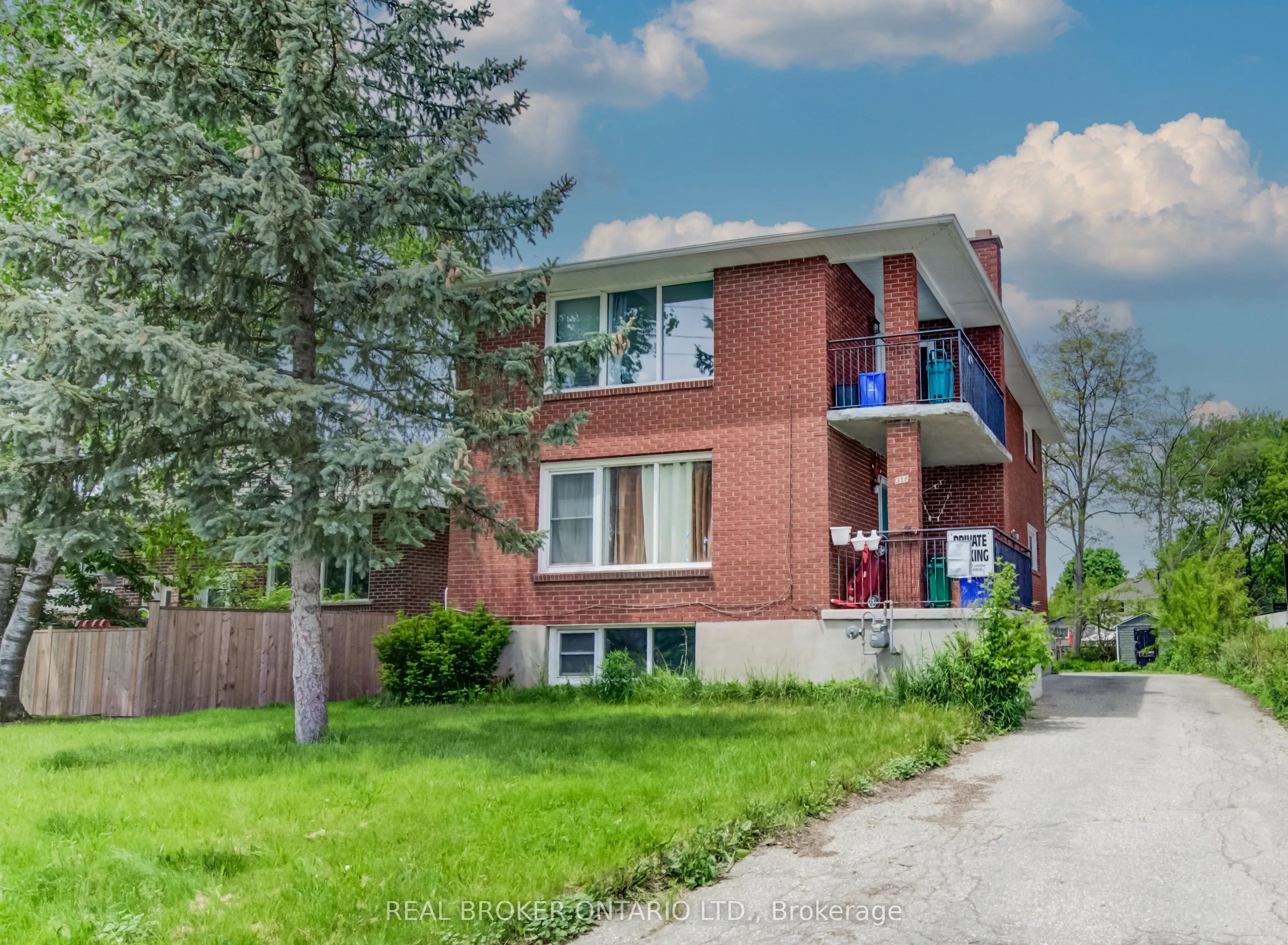 318 Erb Street, #1