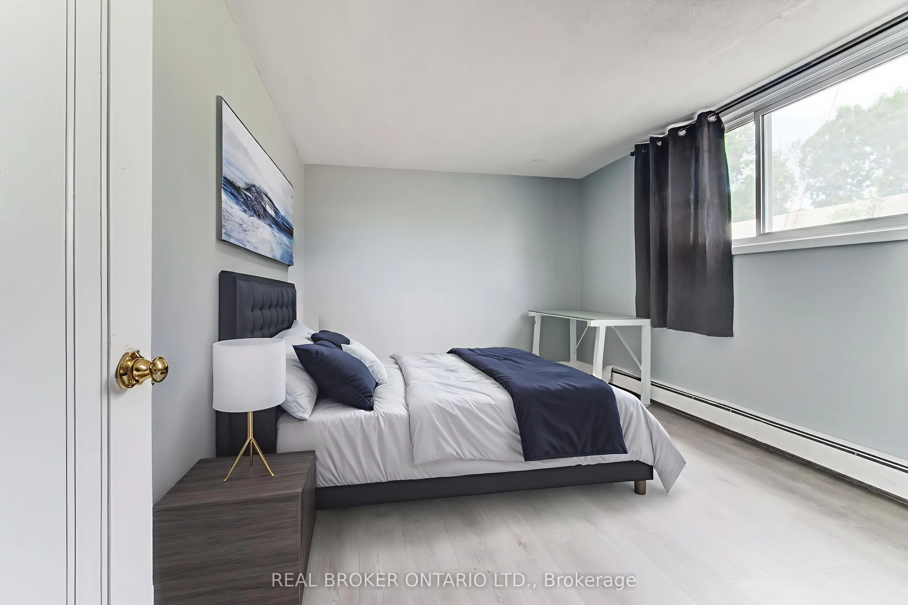 318 Erb Street, #1