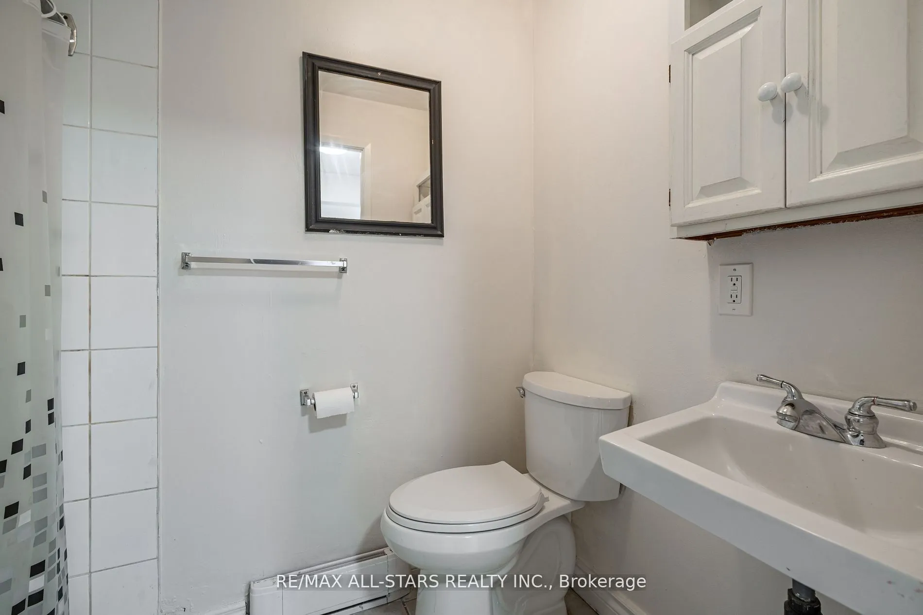 755 Mountain Ash Road
