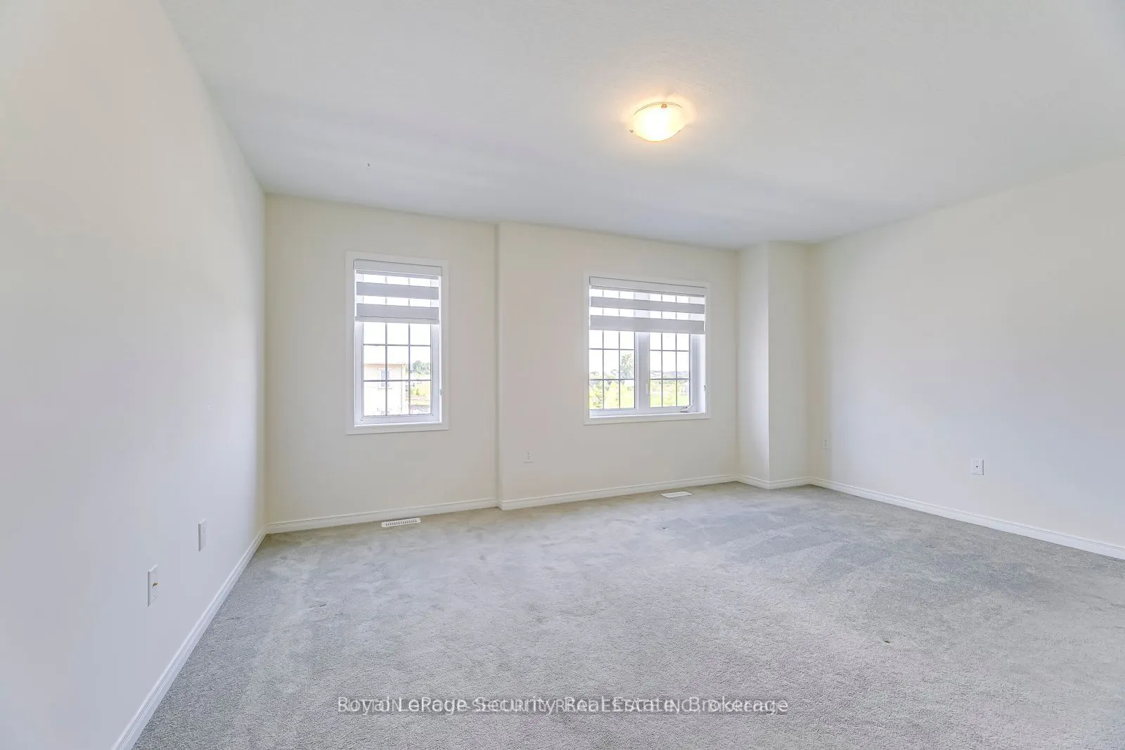 30 Witteveen Drive