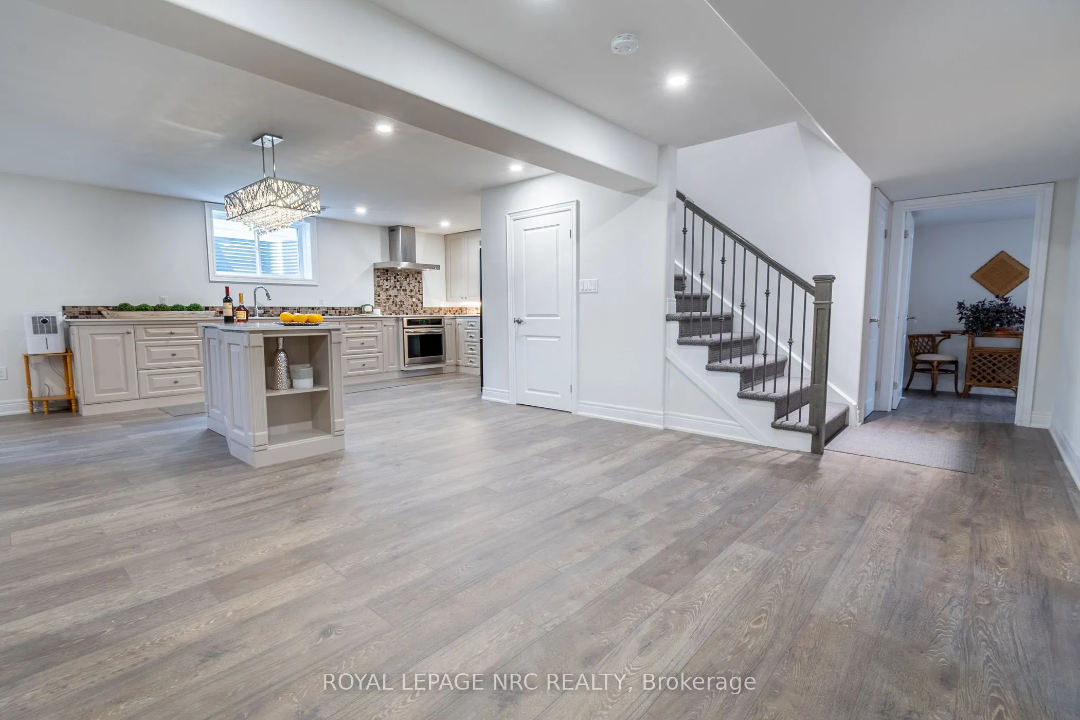 3571 Whispering Woods Trail