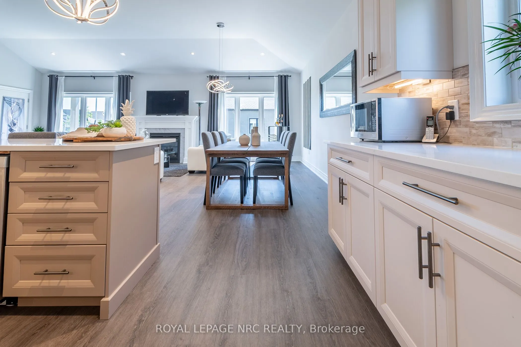 3571 Whispering Woods Trail
