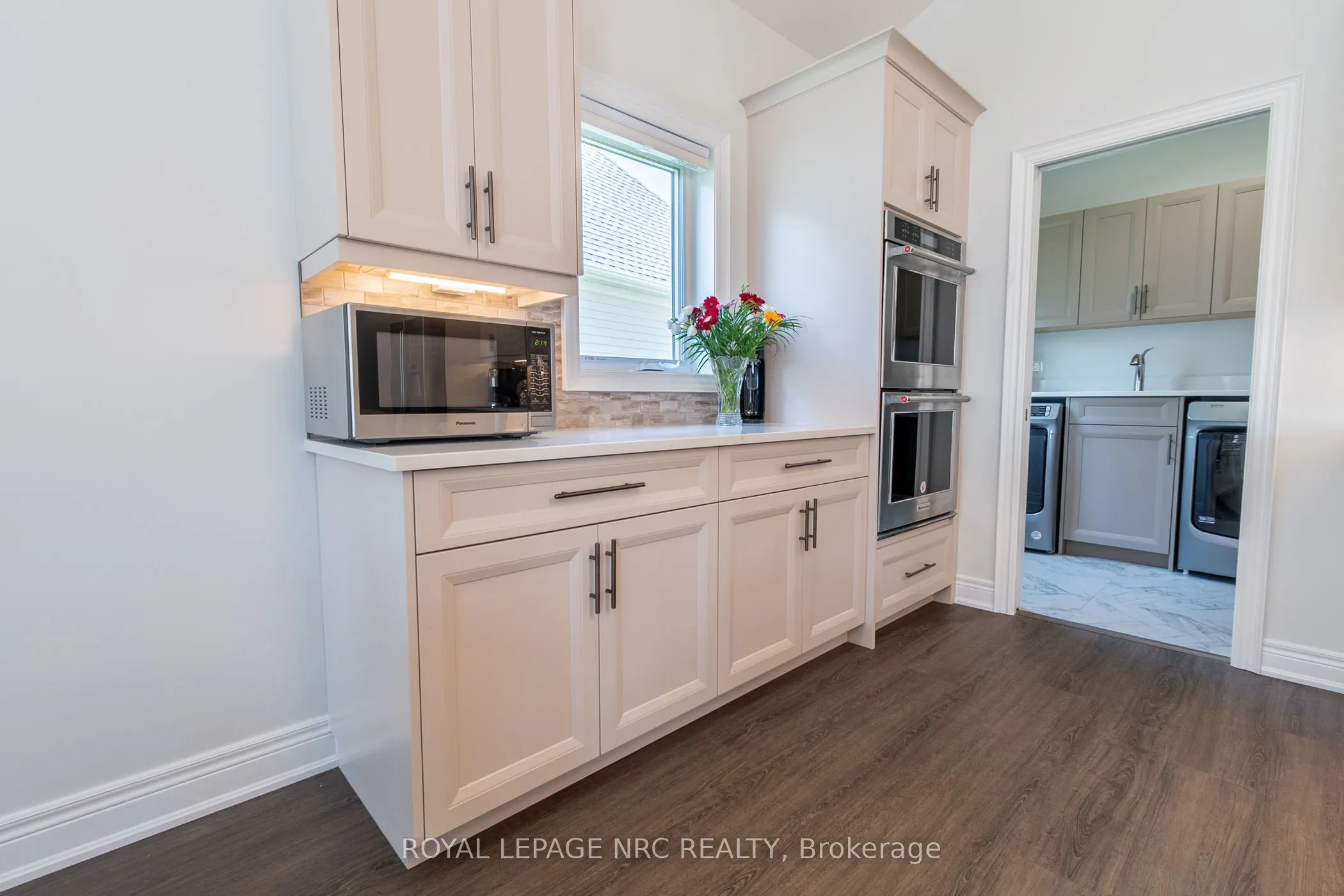 3571 Whispering Woods Trail