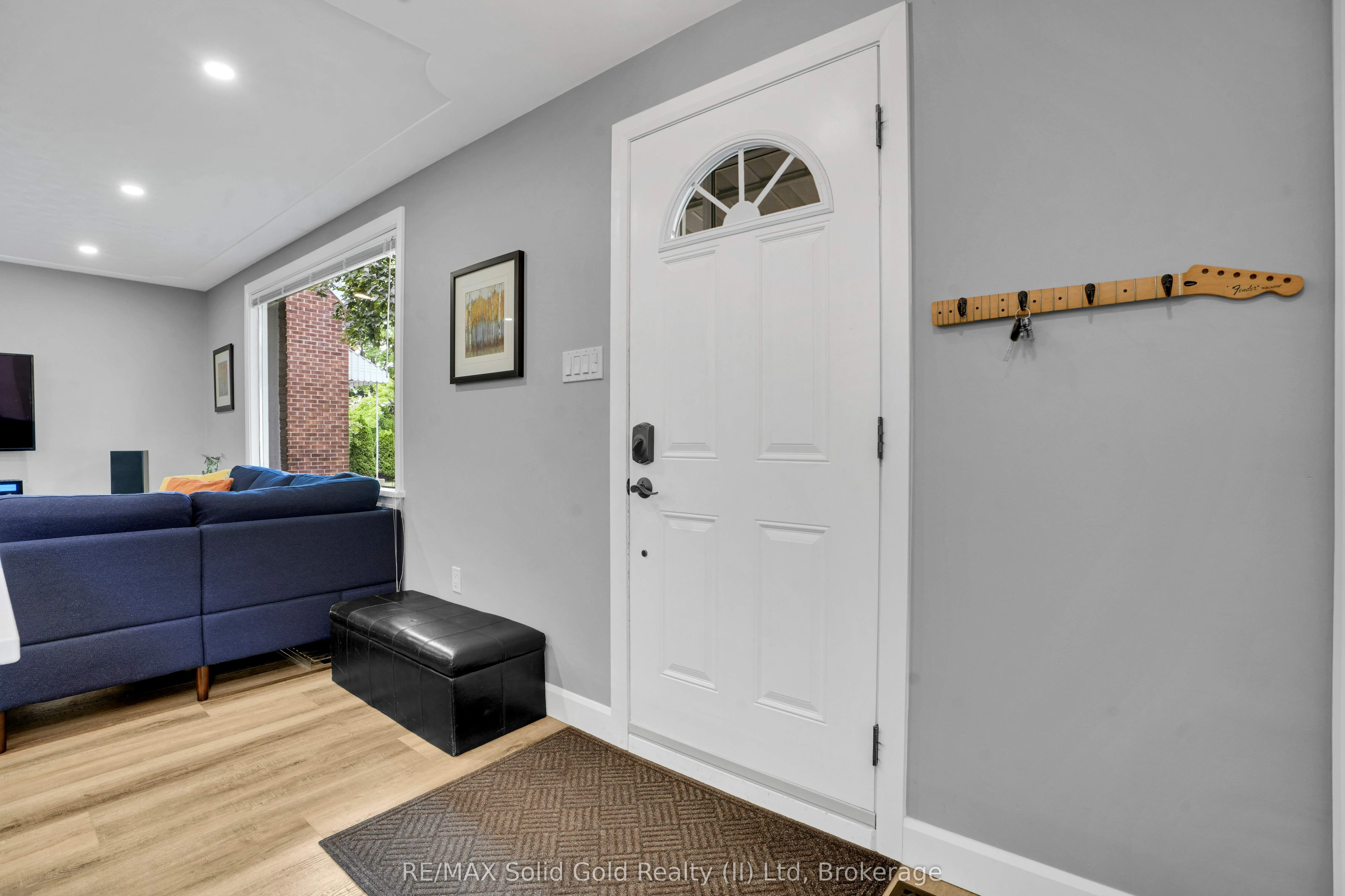 142 Lancaster Street W