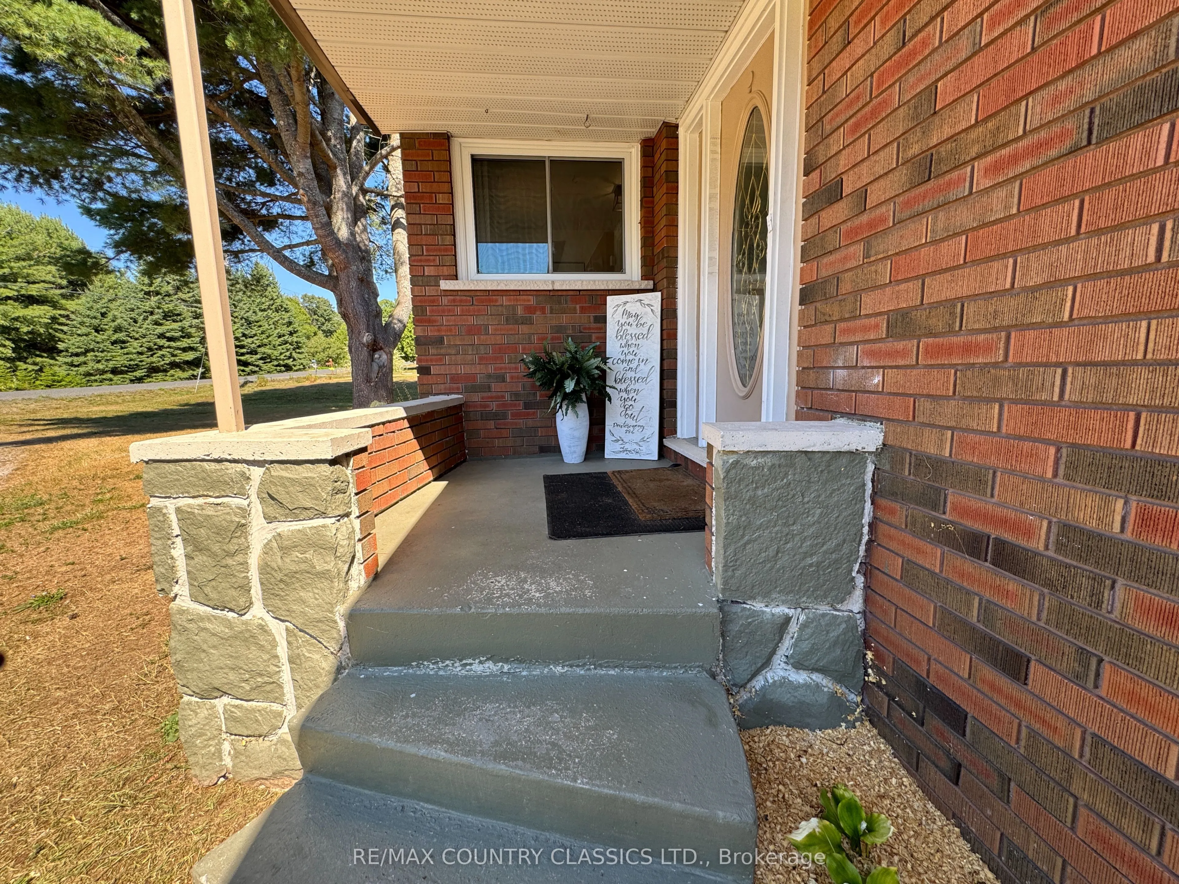 1012 Clement Lake Road