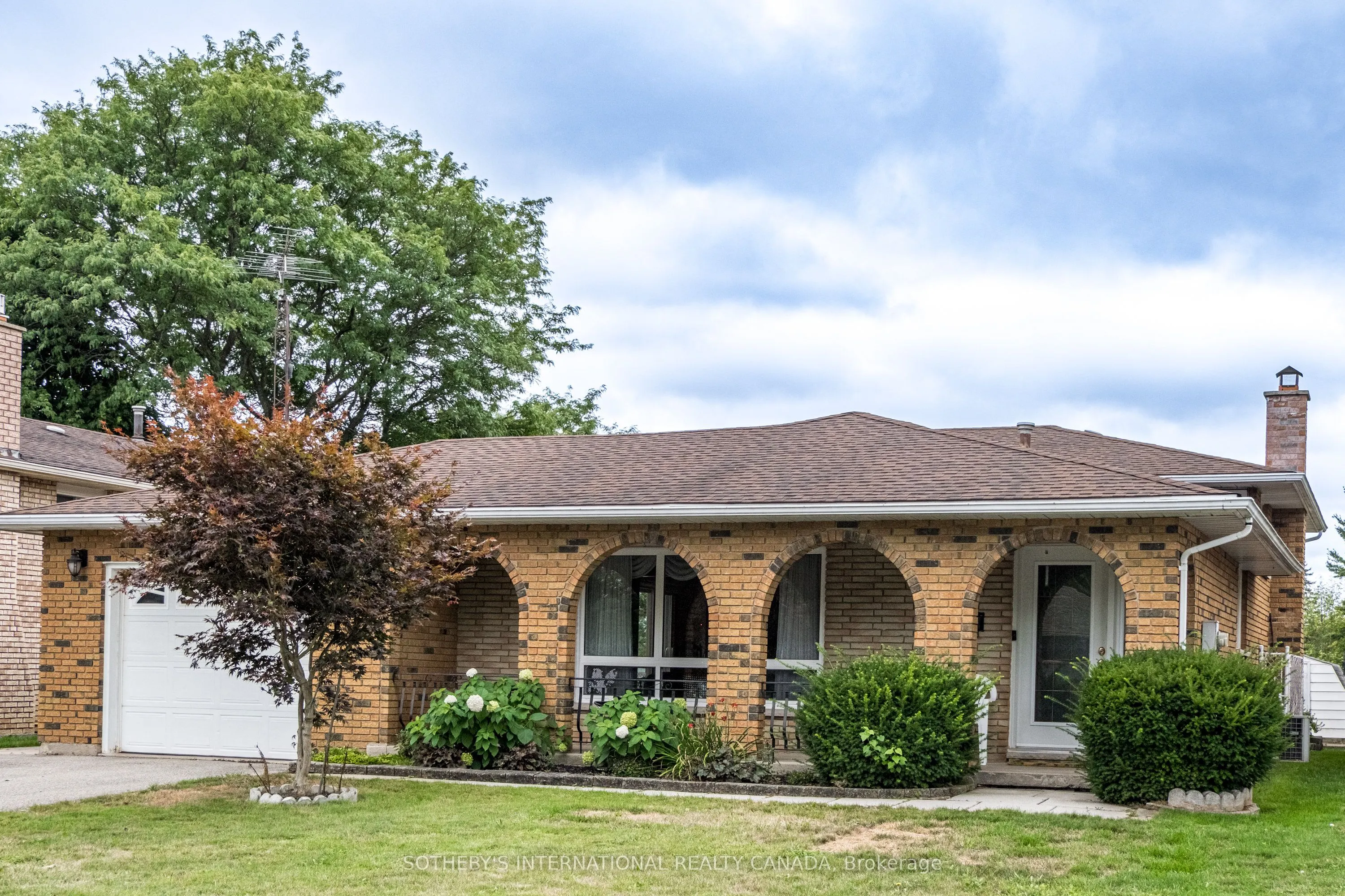 87 Bridlewood Drive