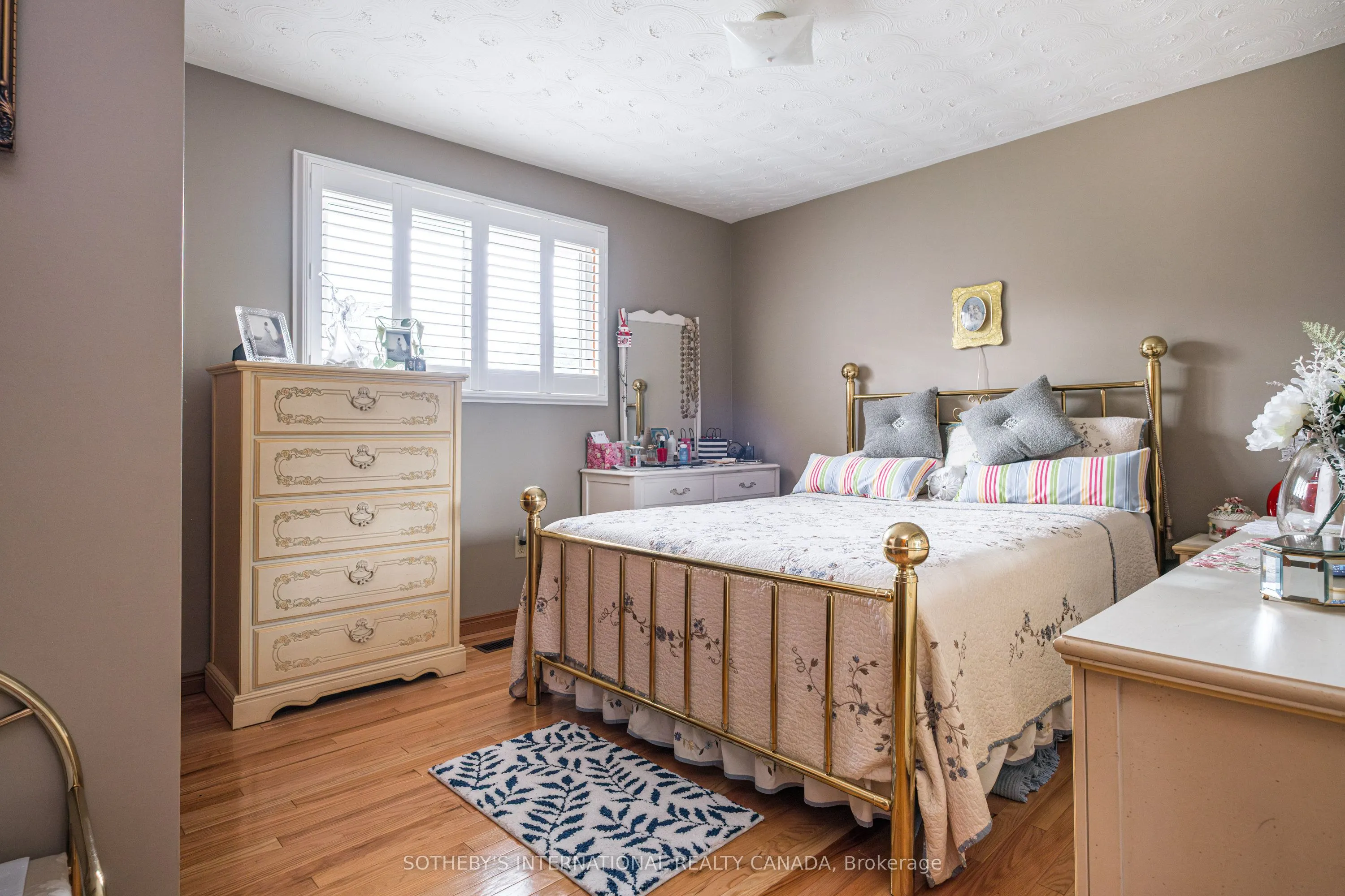 87 Bridlewood Drive