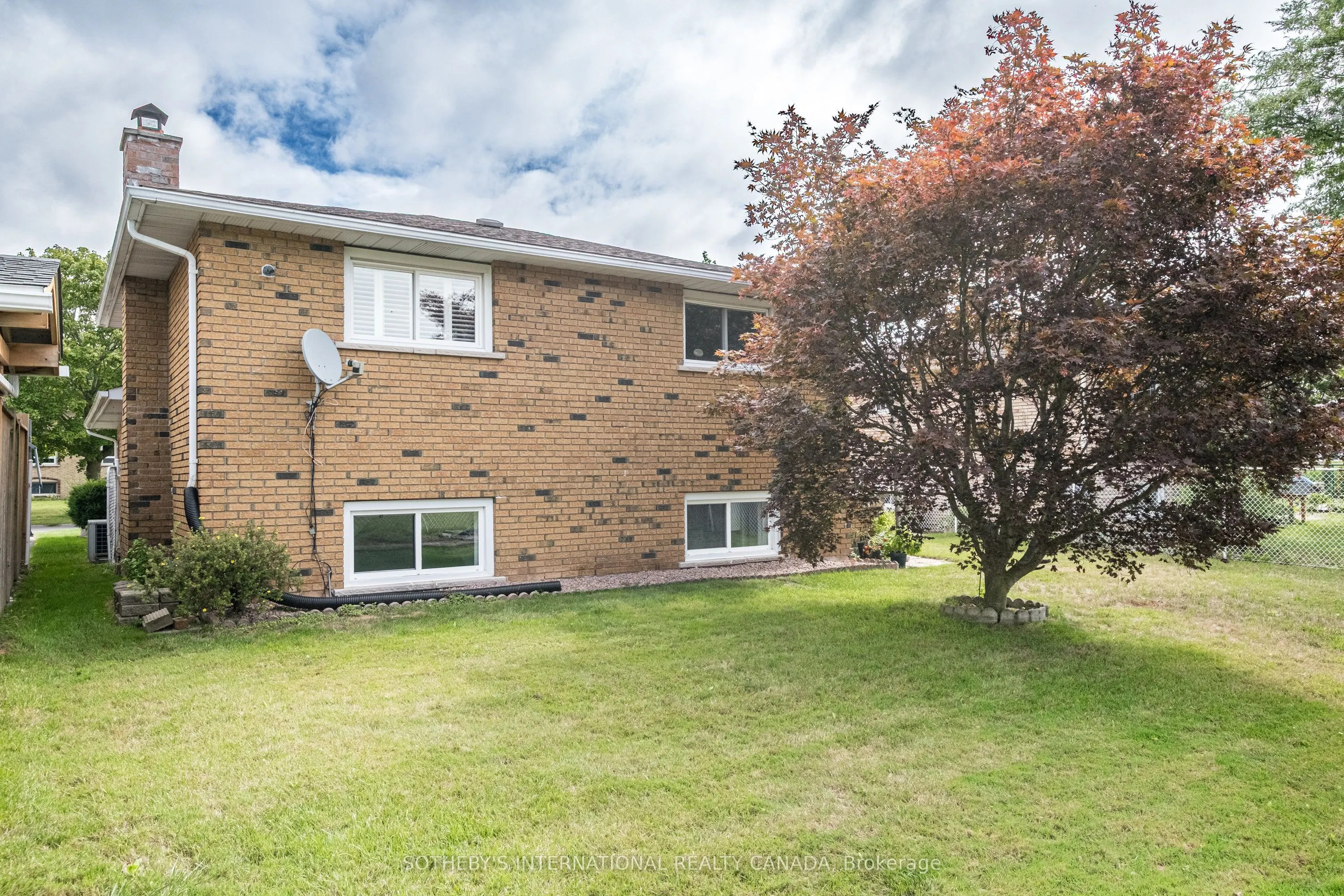 87 Bridlewood Drive