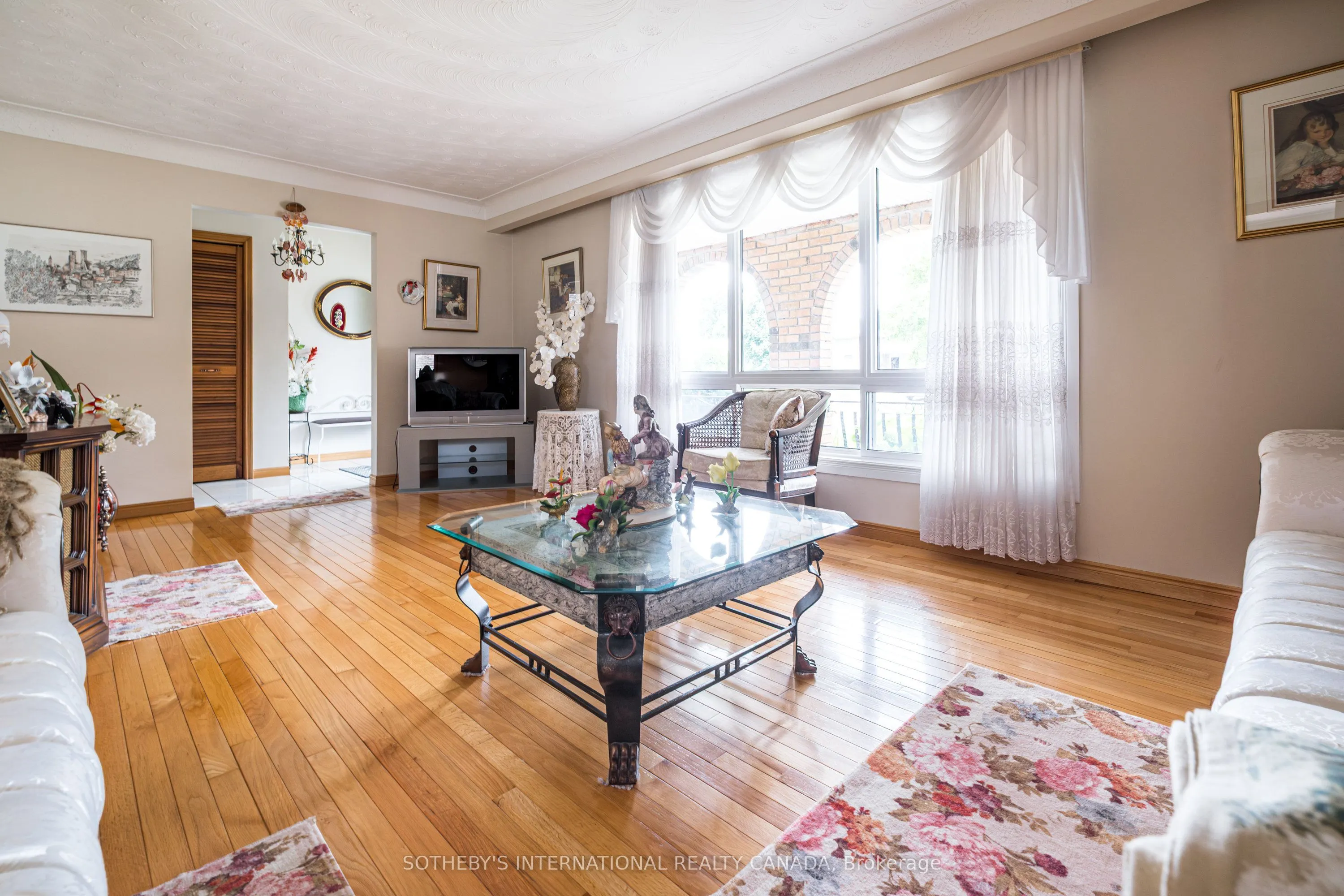 87 Bridlewood Drive