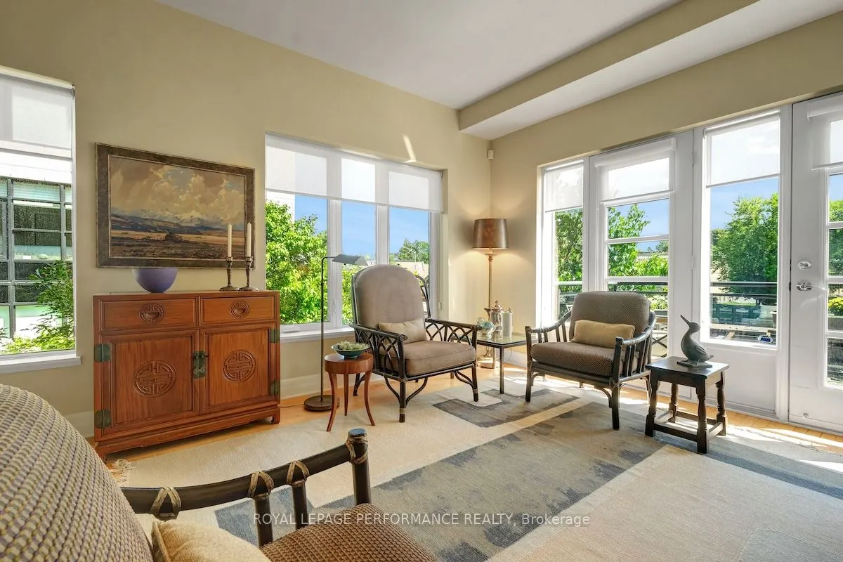 773 Richmond Road, #Unit 8