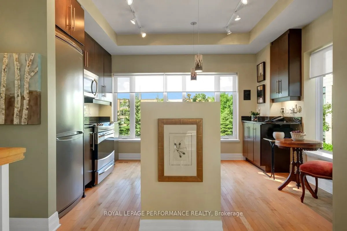 773 Richmond Road, #Unit 8