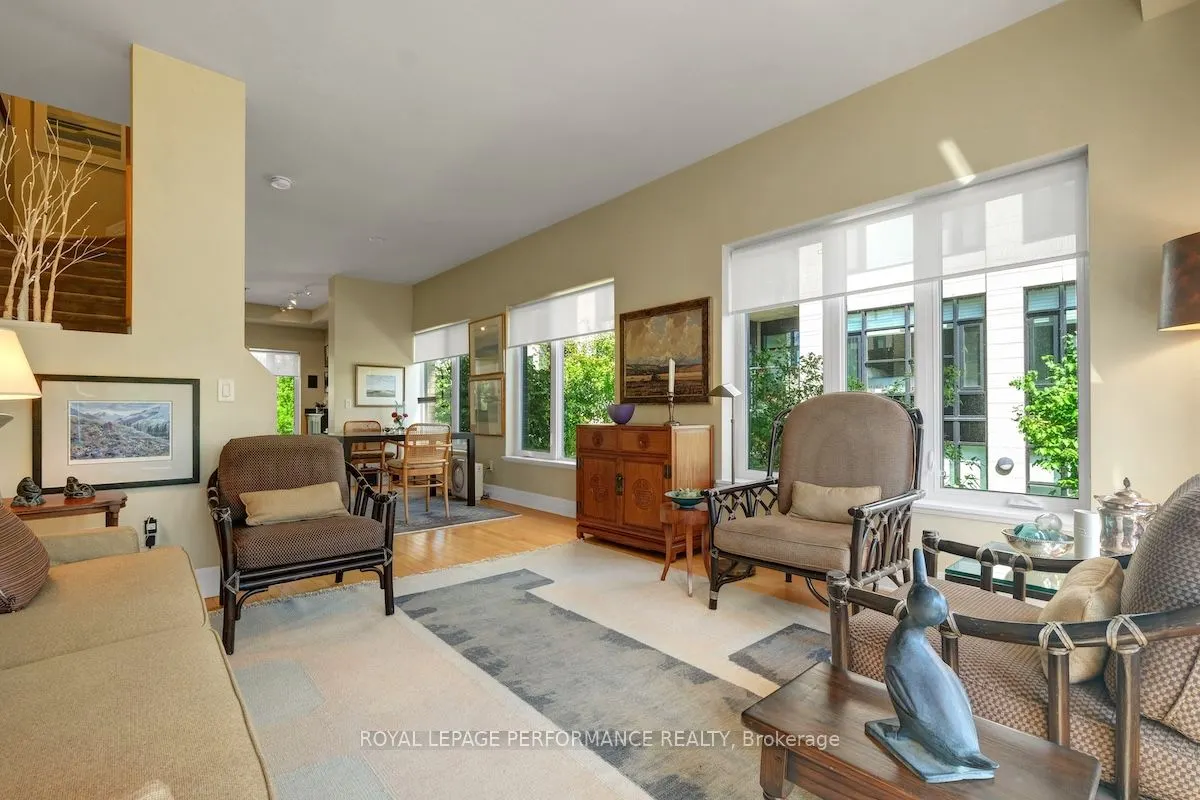 773 Richmond Road, #Unit 8