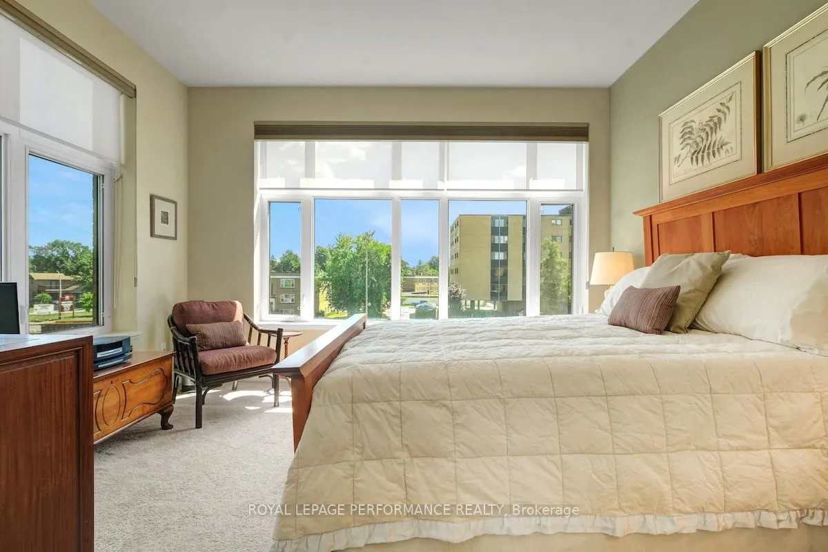 773 Richmond Road, #Unit 8