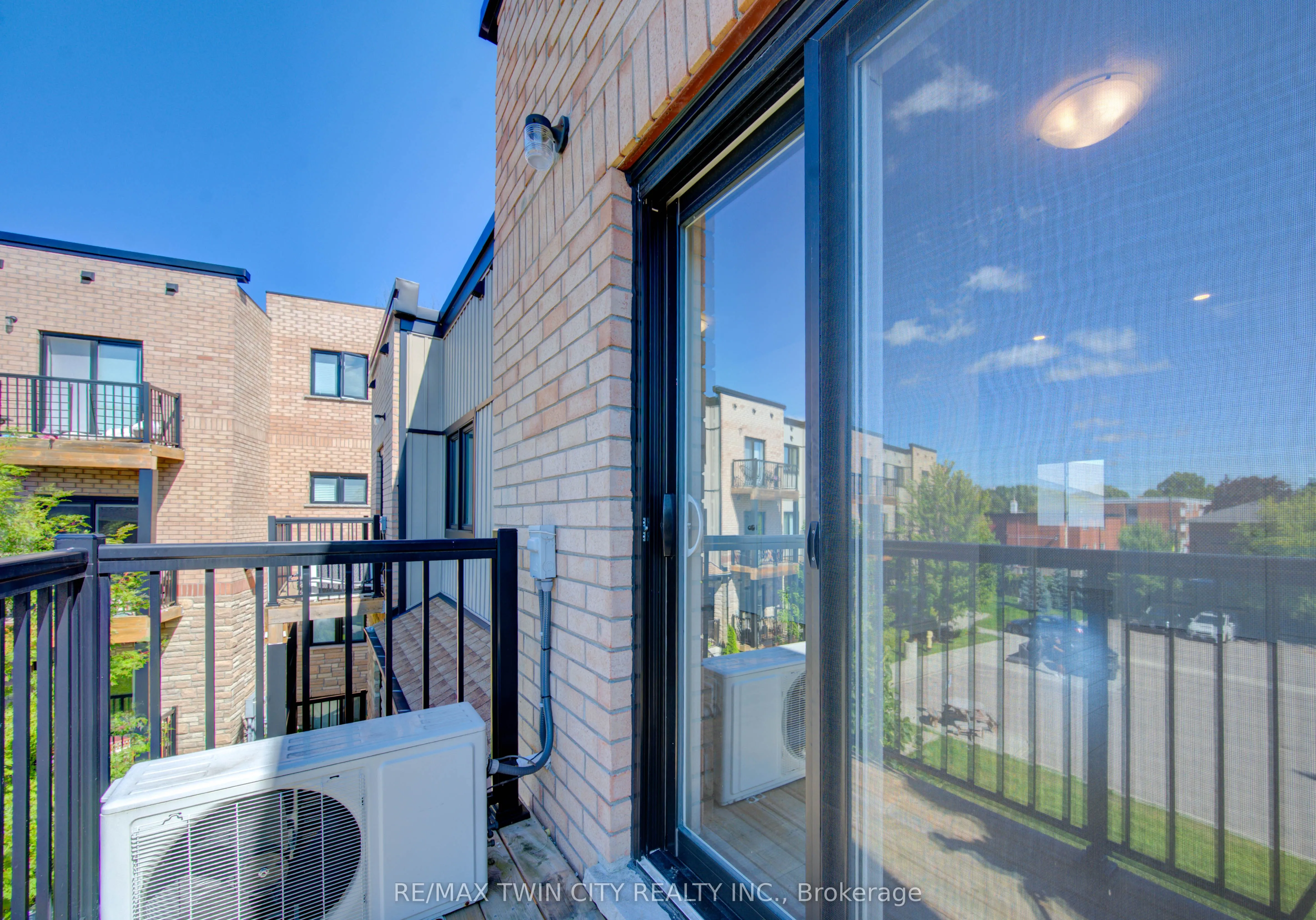 164 Heiman Street, #9C