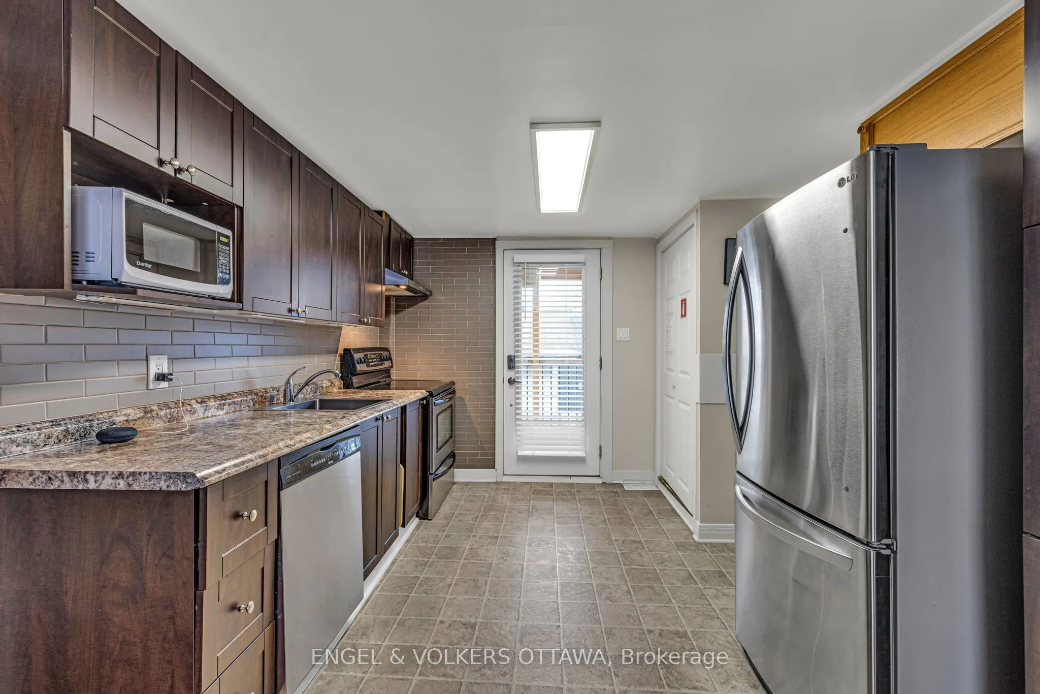 201 - 203 Heritage Maple Way