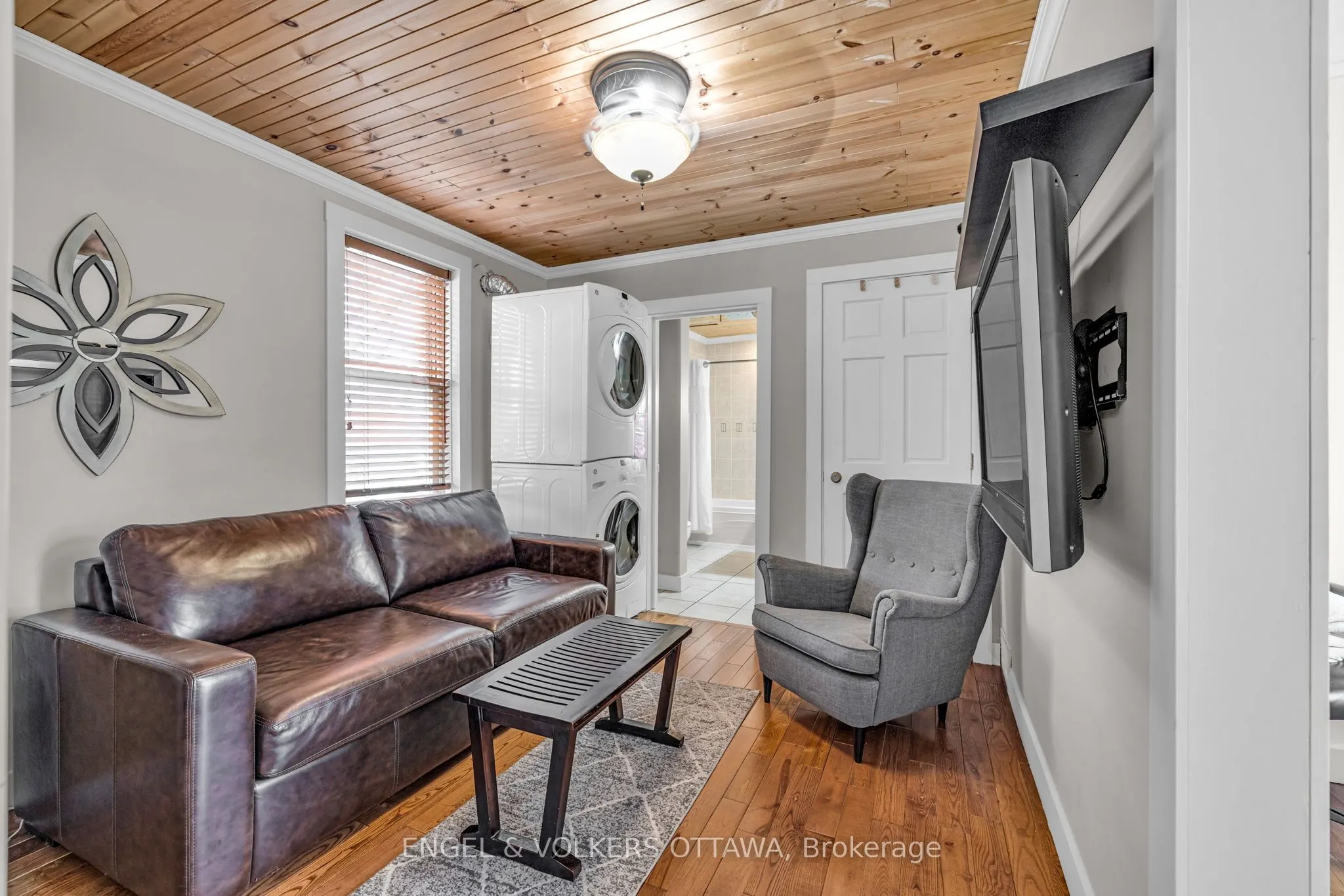 201 - 203 Heritage Maple Way