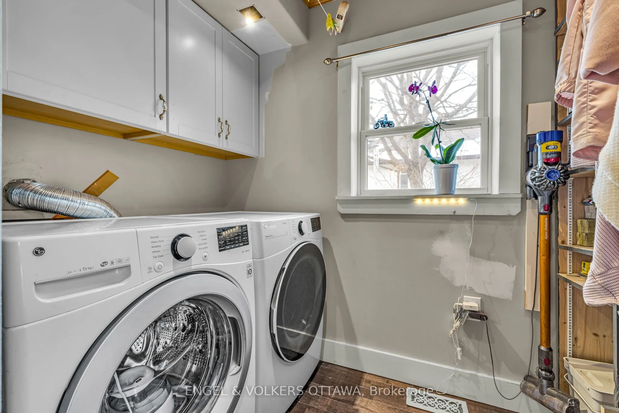 201 - 203 Heritage Maple Way