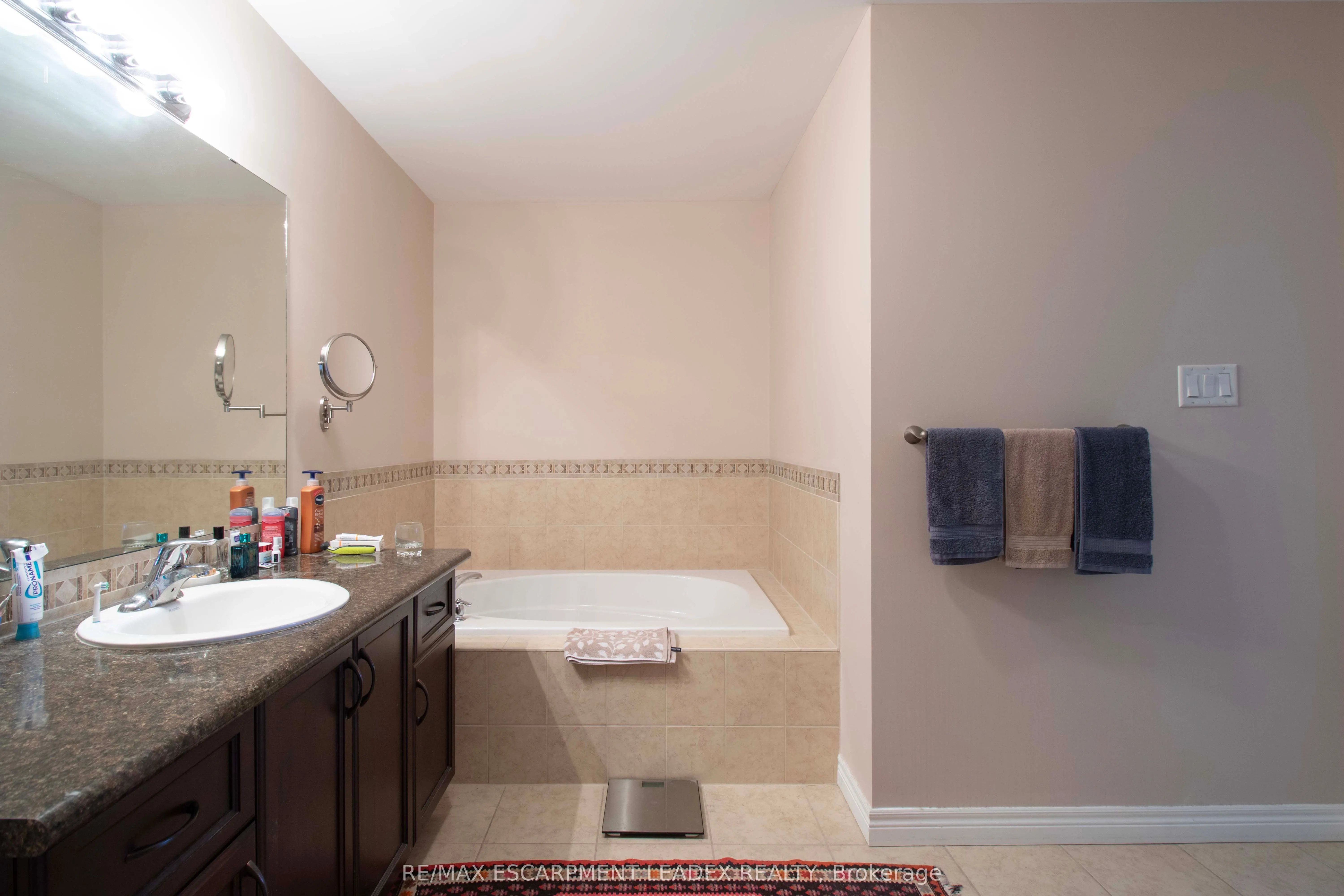 441 STONEHENGE Drive, #30