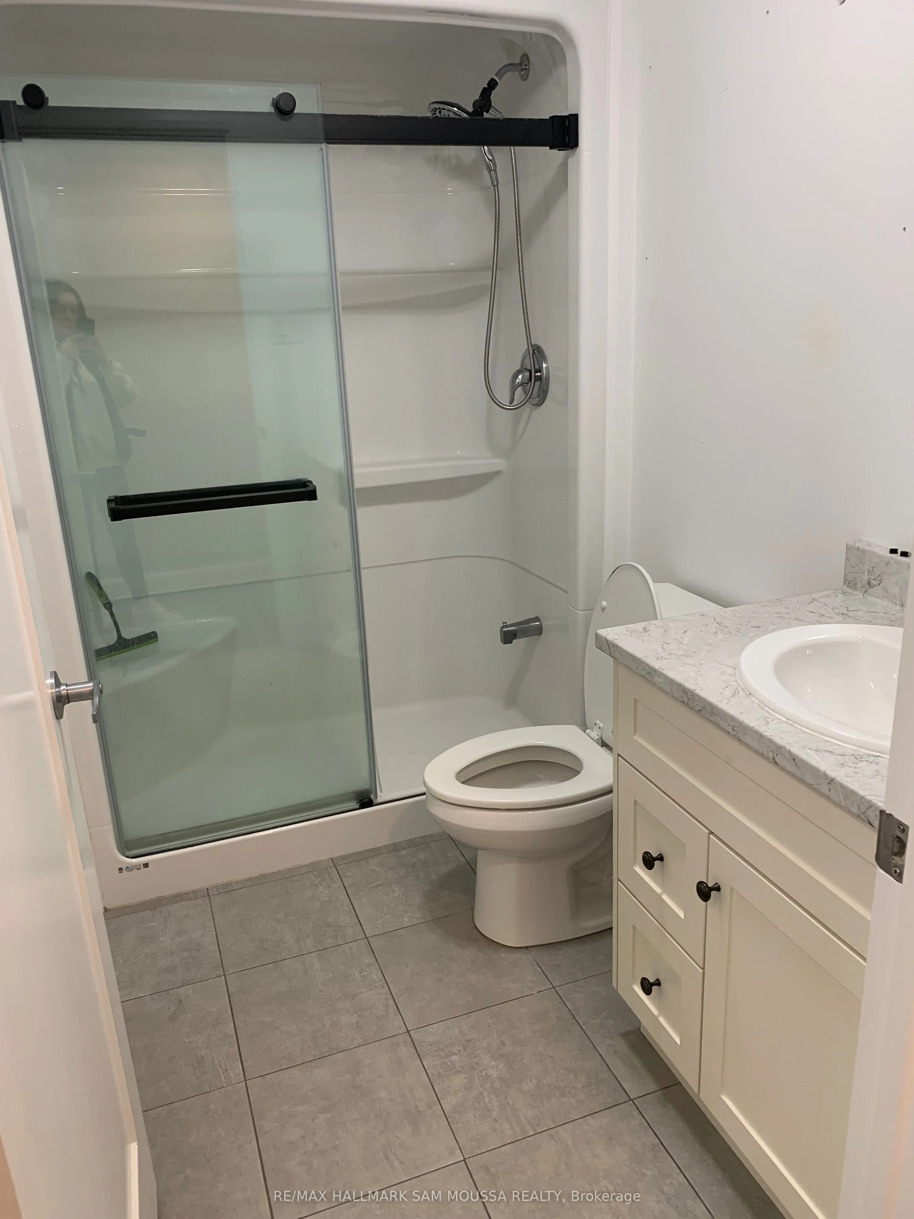 29 Senators Gate Drive, #A