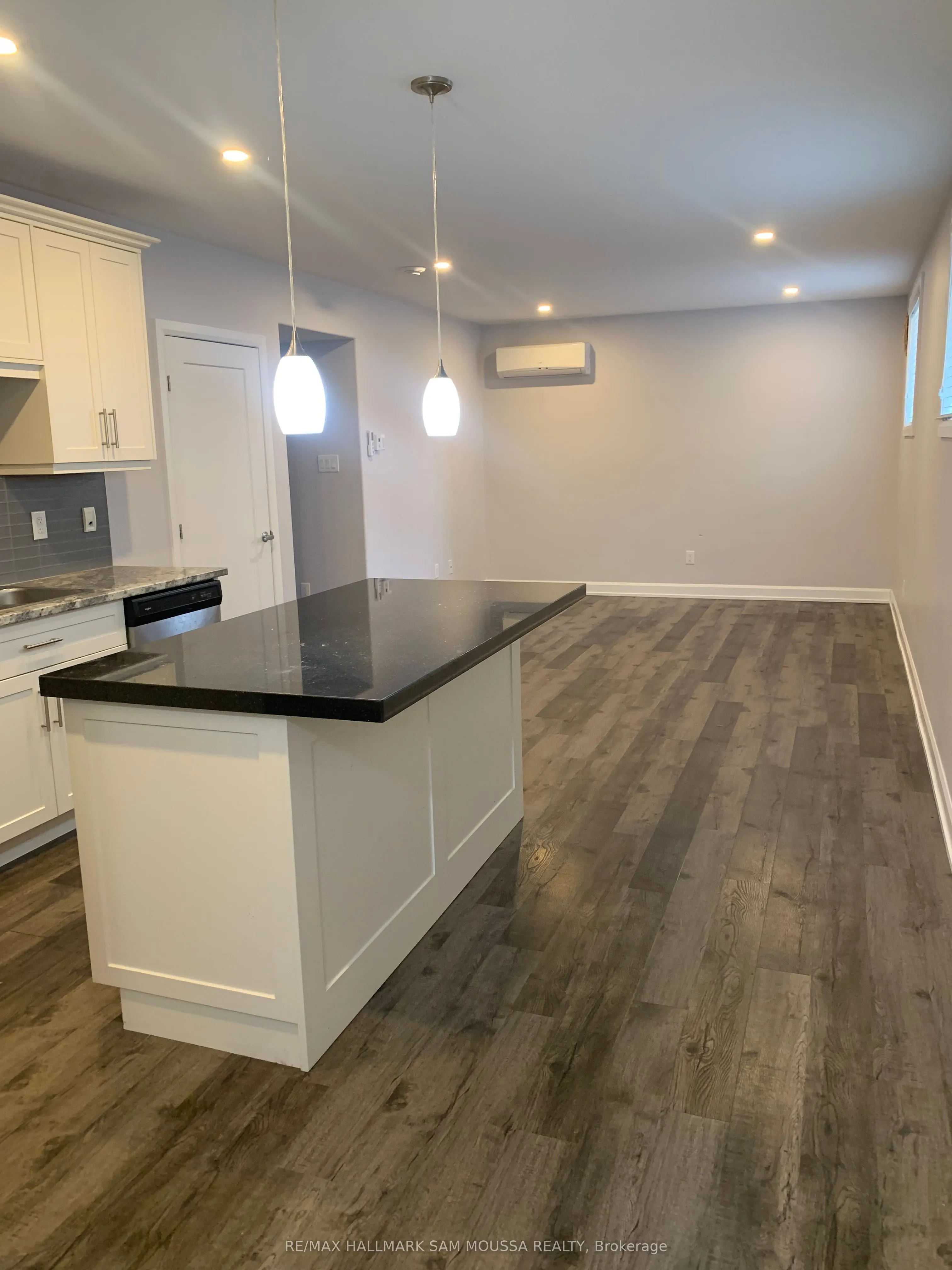 29 Senators Gate Drive, #A