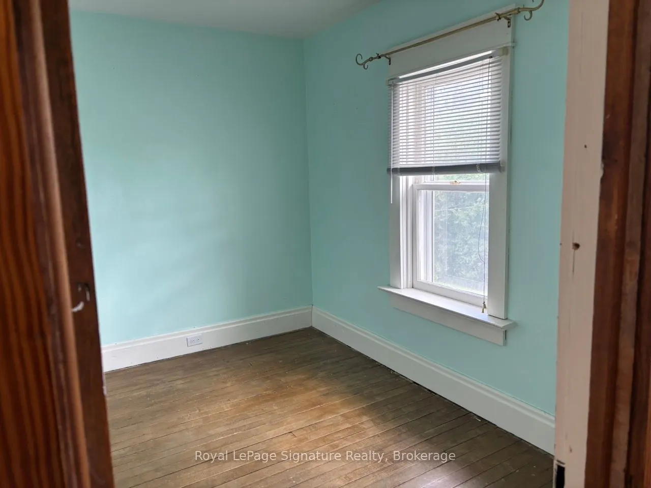 135 Edwin Street E