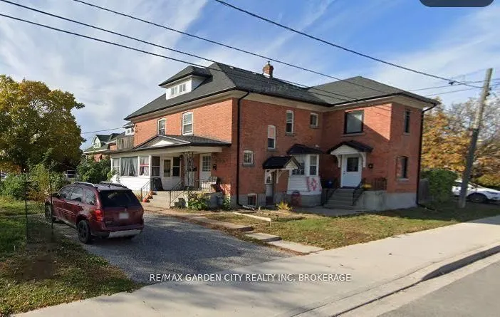 323 Queenston Street, #1