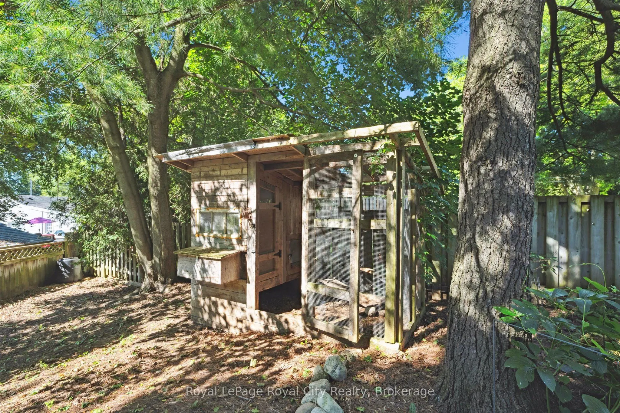 32 Merritt Boulevard