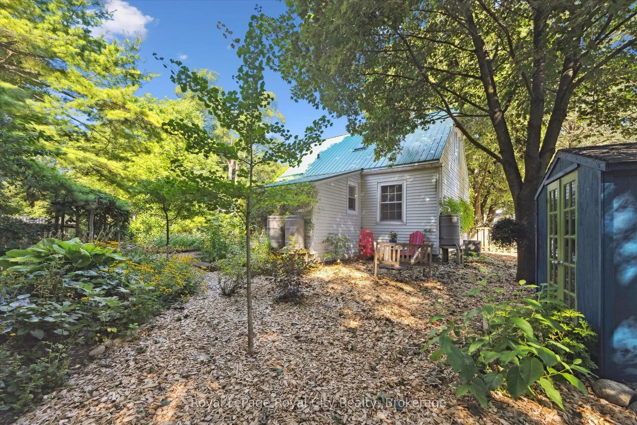 32 Merritt Boulevard