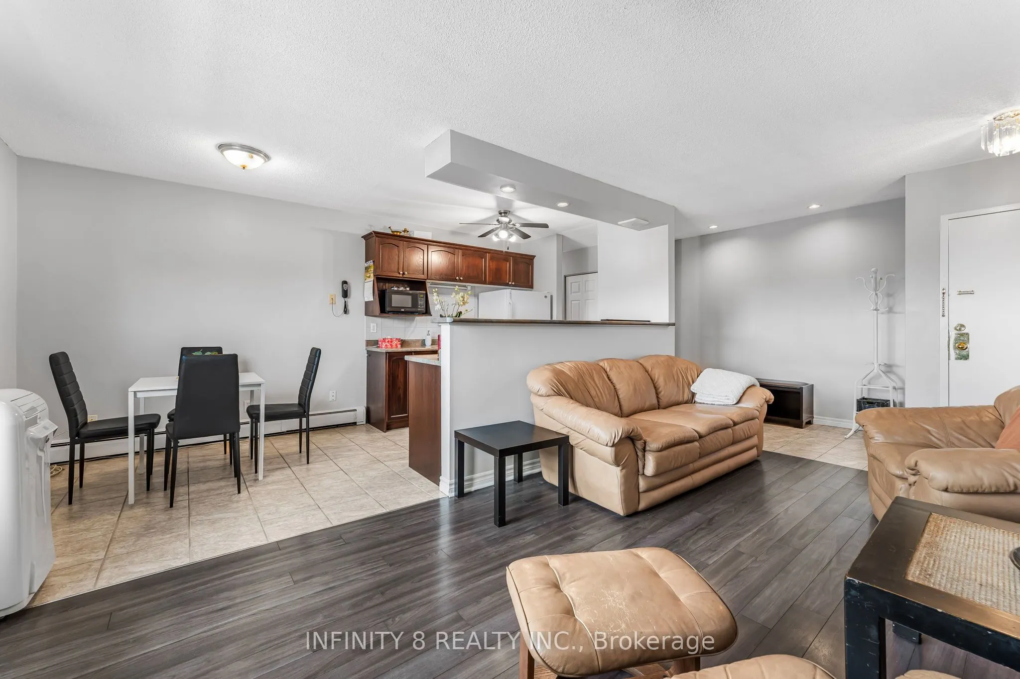 264 Oakdale Avenue, #301