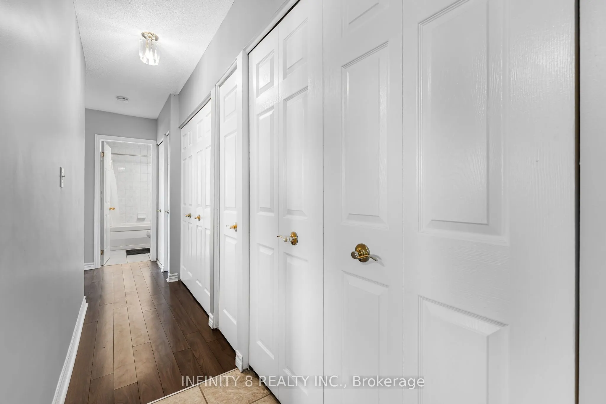 264 Oakdale Avenue, #301