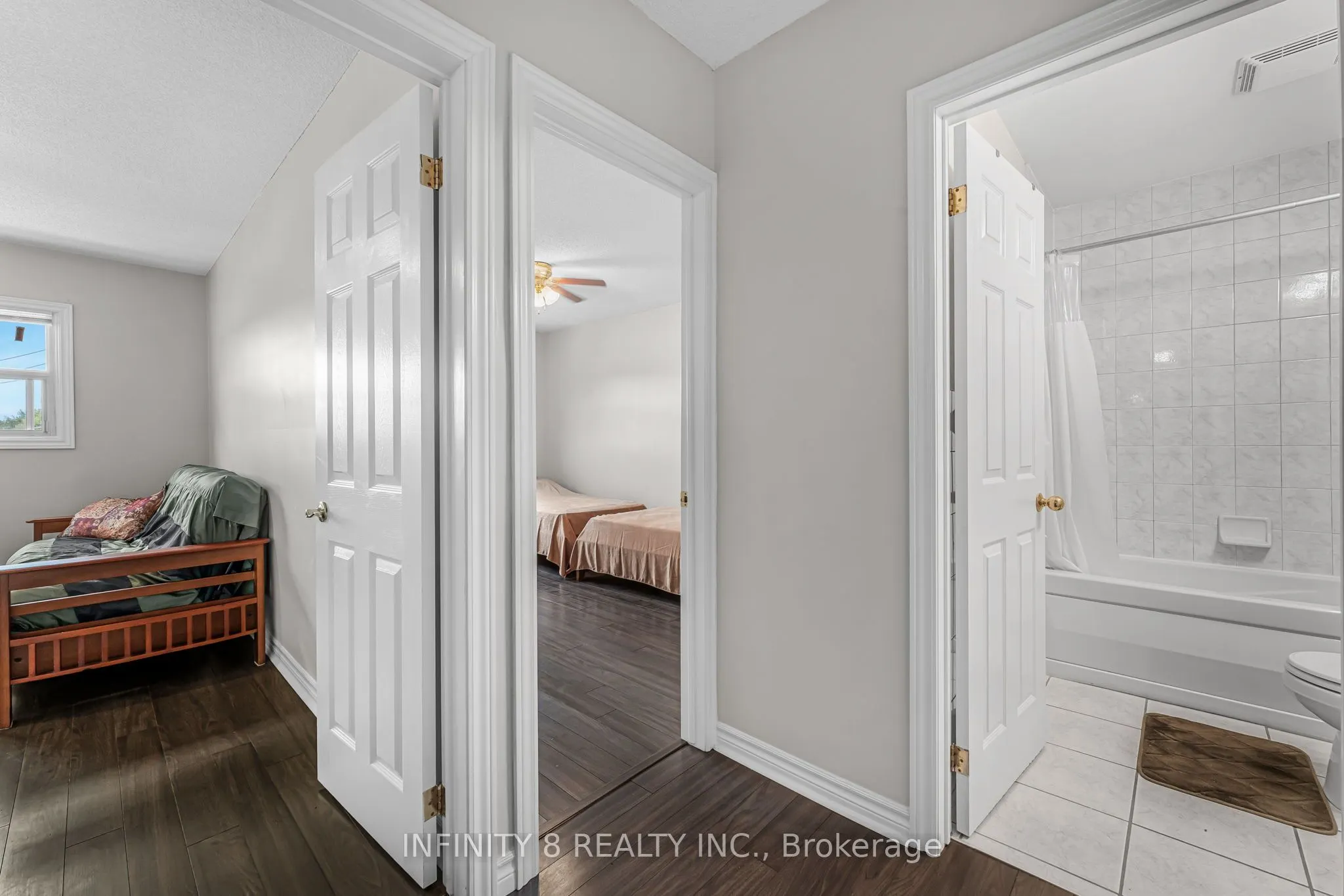 264 Oakdale Avenue, #301