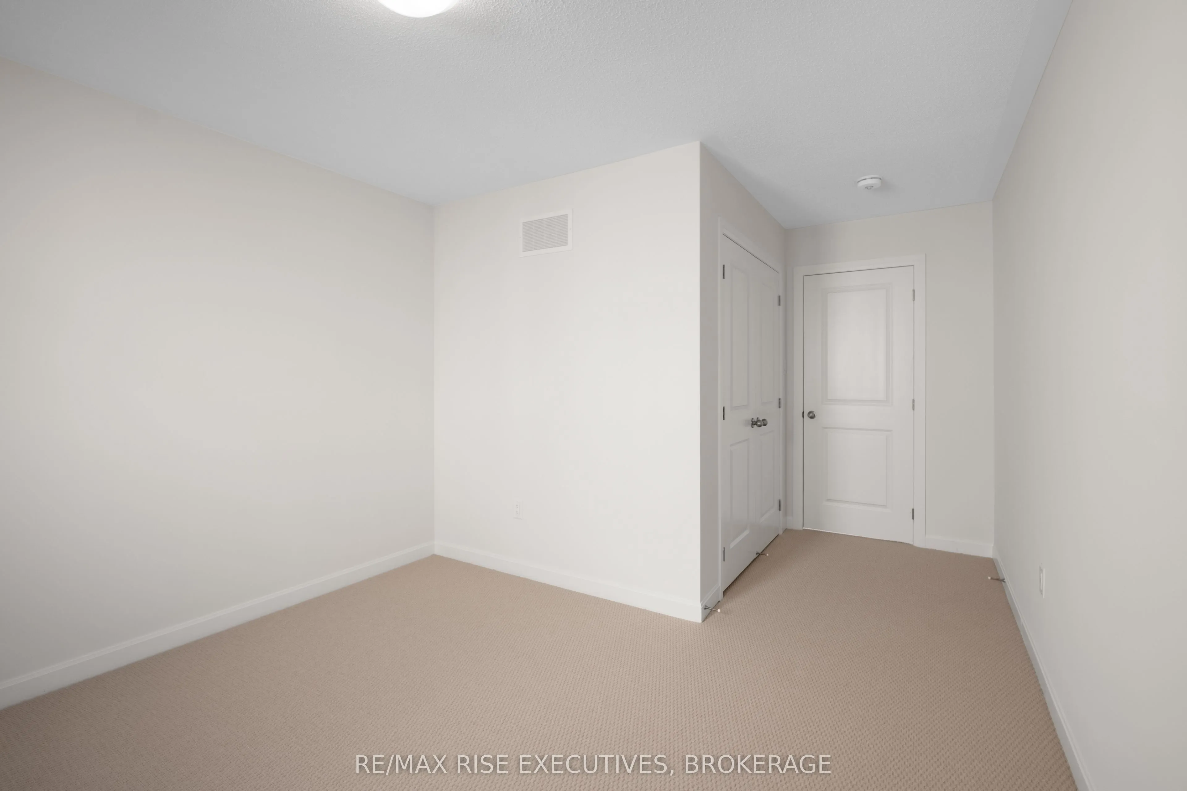 128 Gildersleeve Boulevard