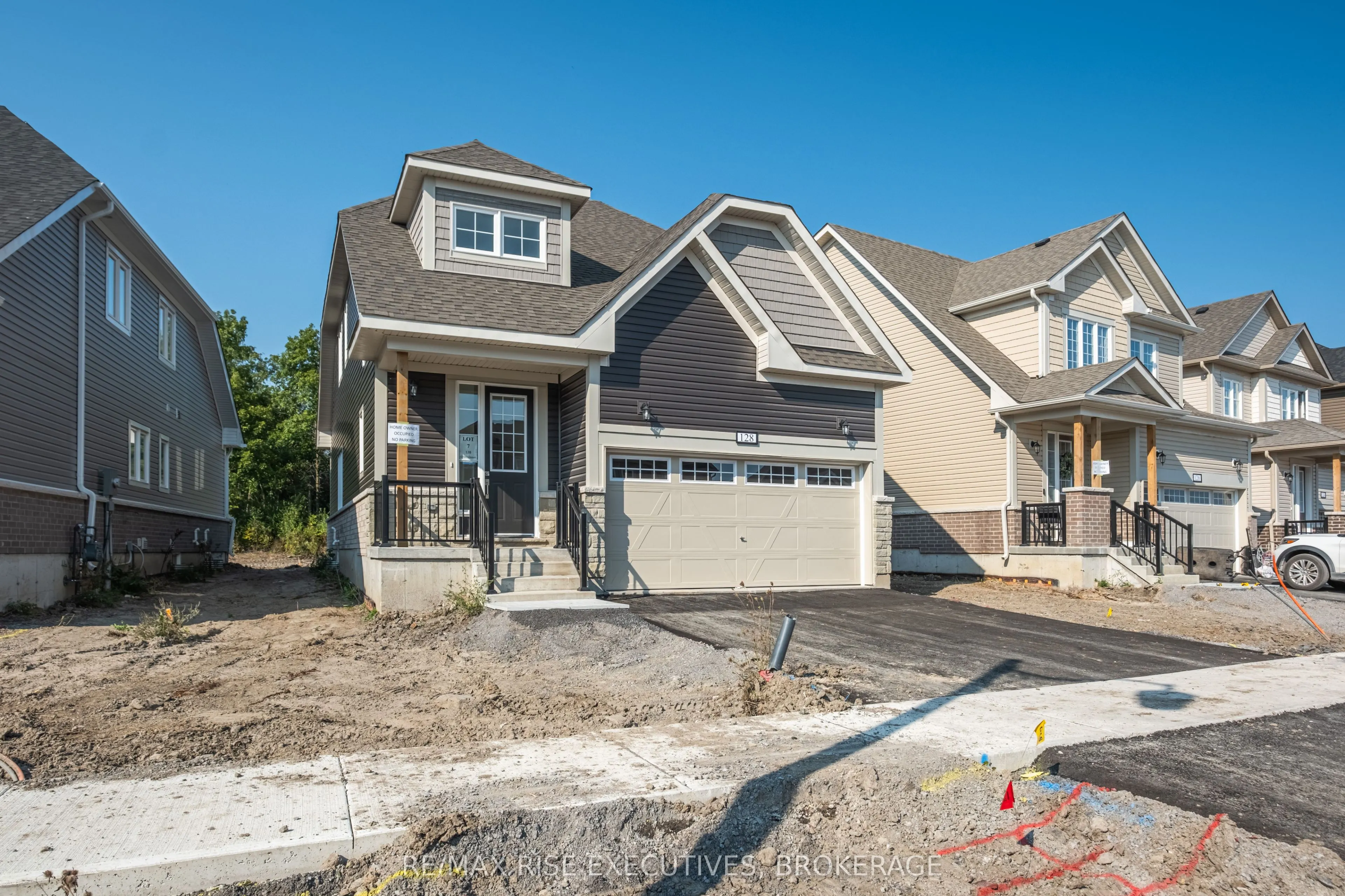 128 Gildersleeve Boulevard