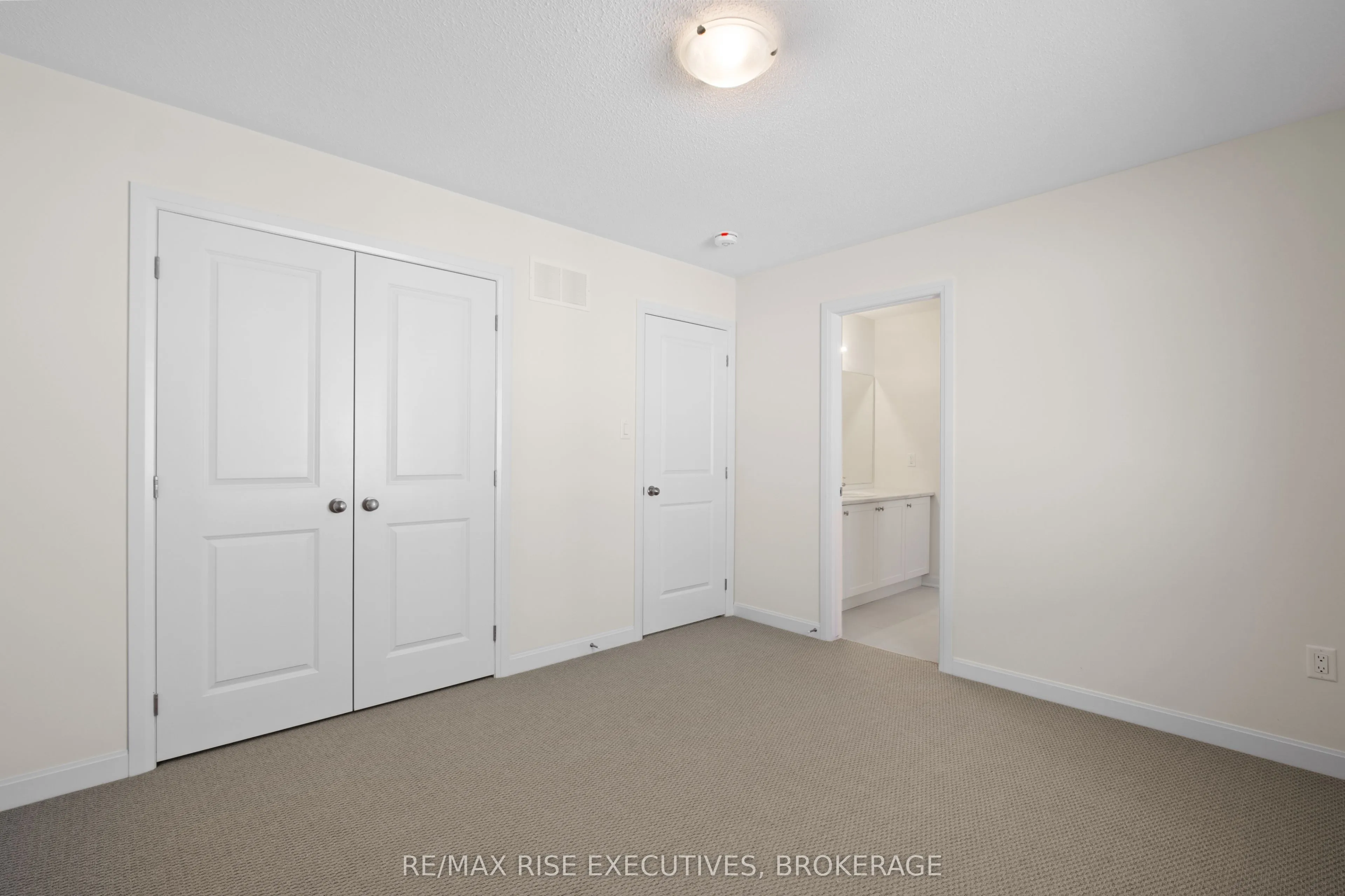 117 WINDERMERE Boulevard