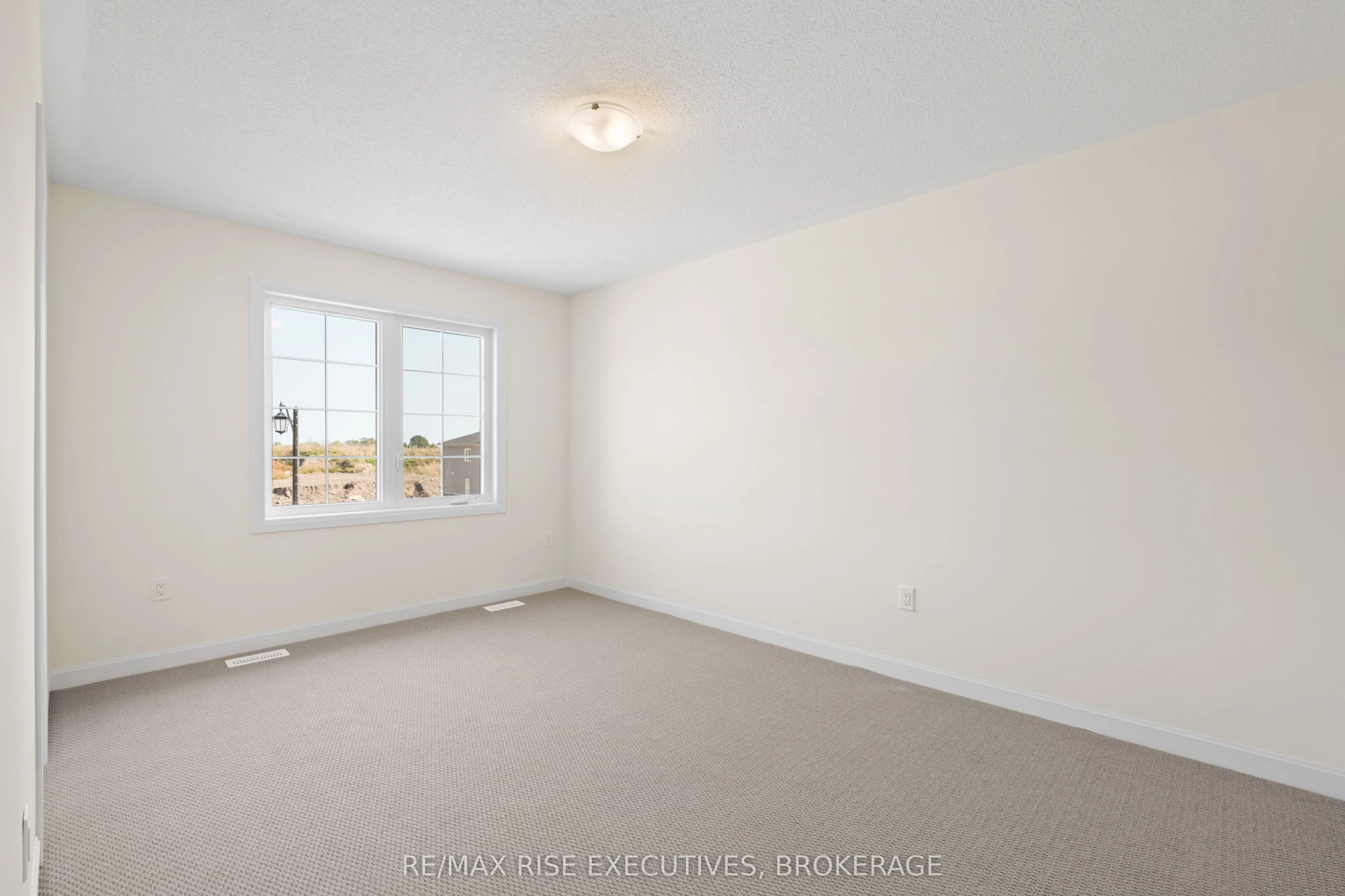 117 WINDERMERE Boulevard