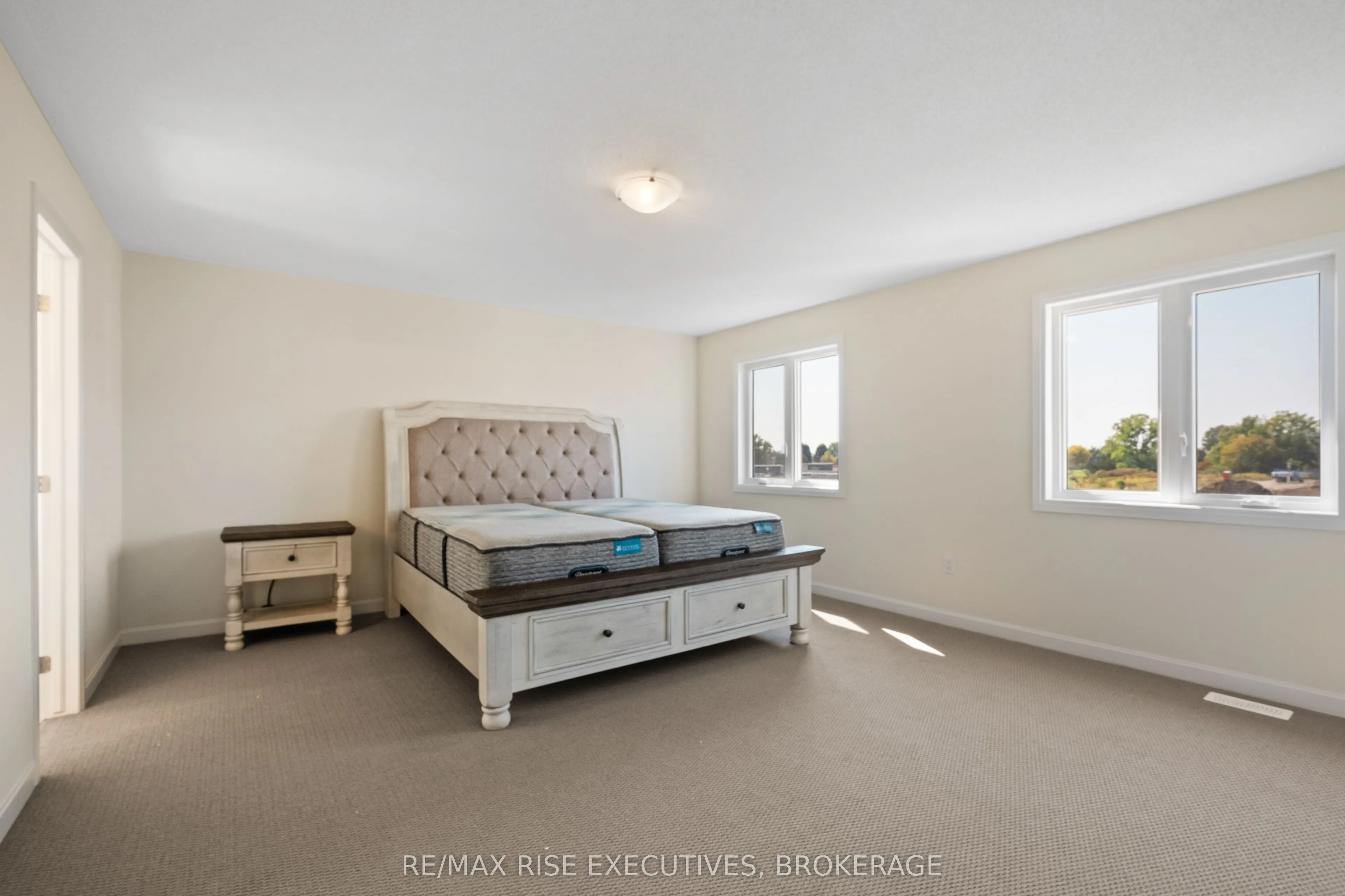 117 WINDERMERE Boulevard