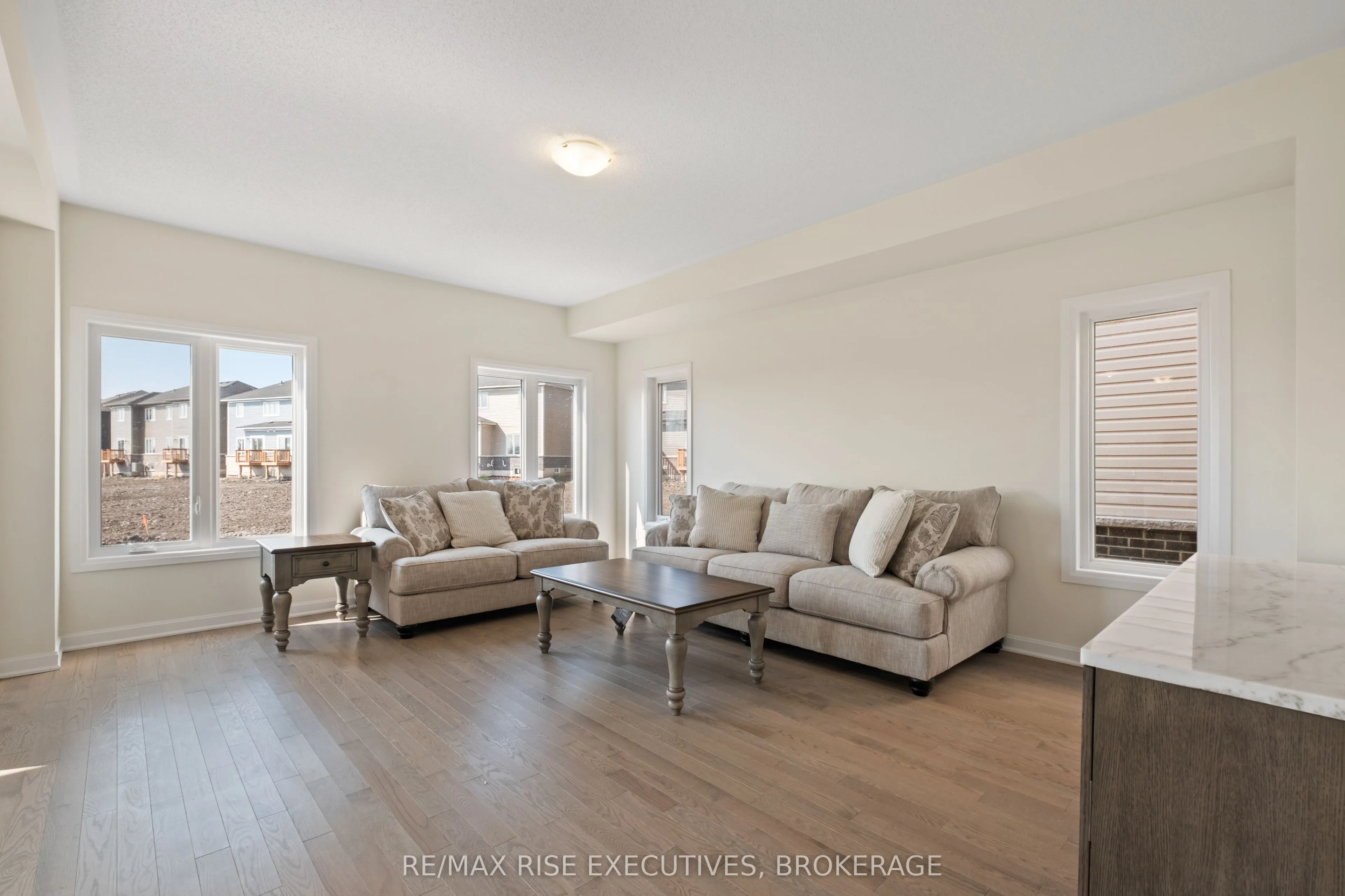 117 WINDERMERE Boulevard