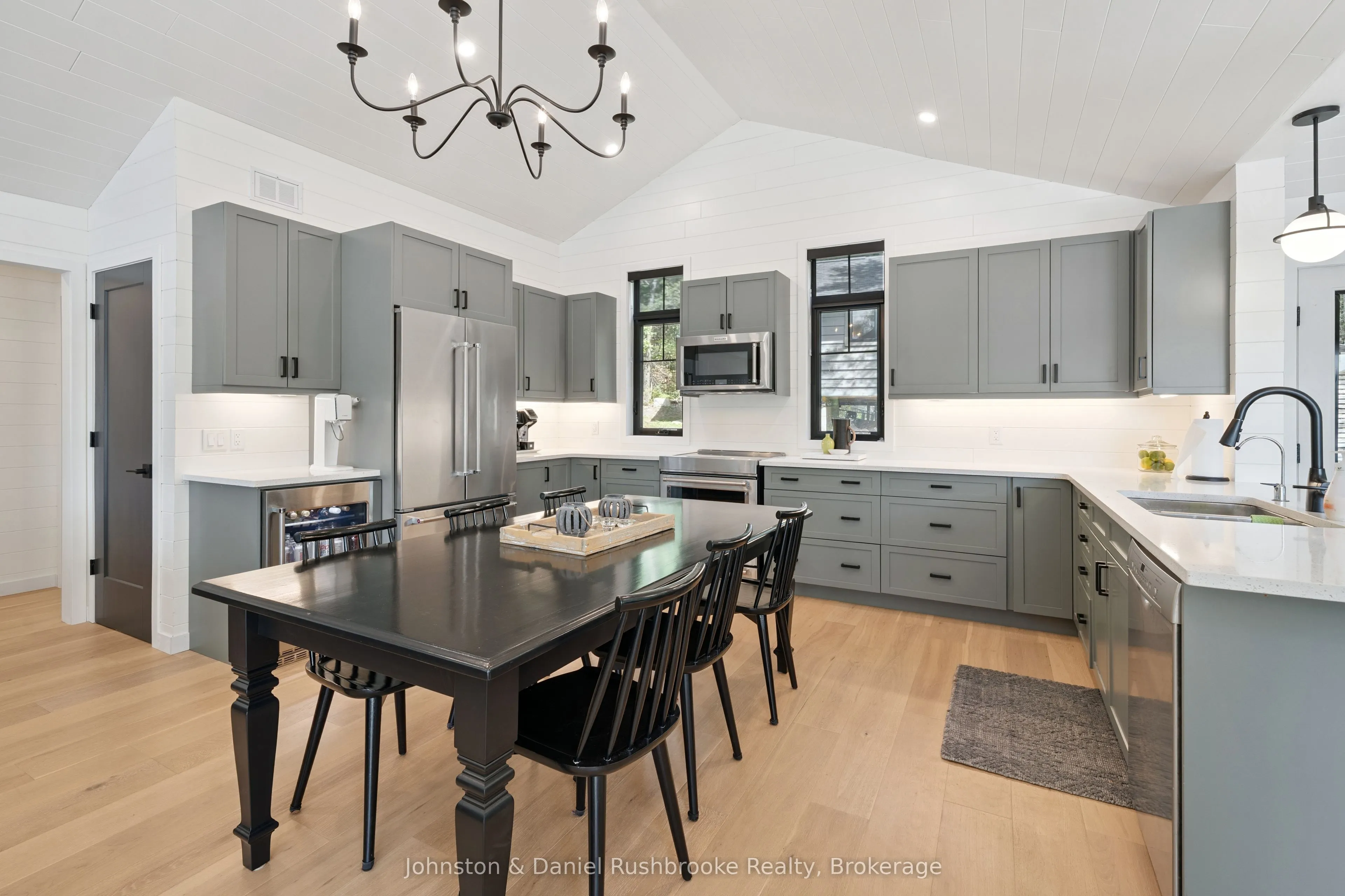 5857 Severn River Shore