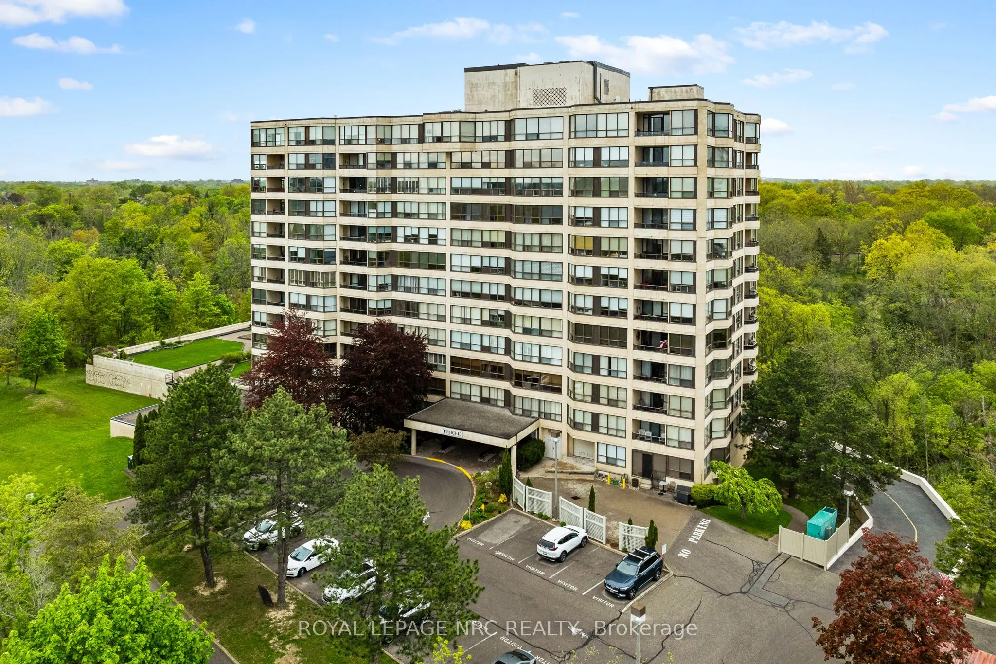 3 Towering Heights Boulevard, #PH6