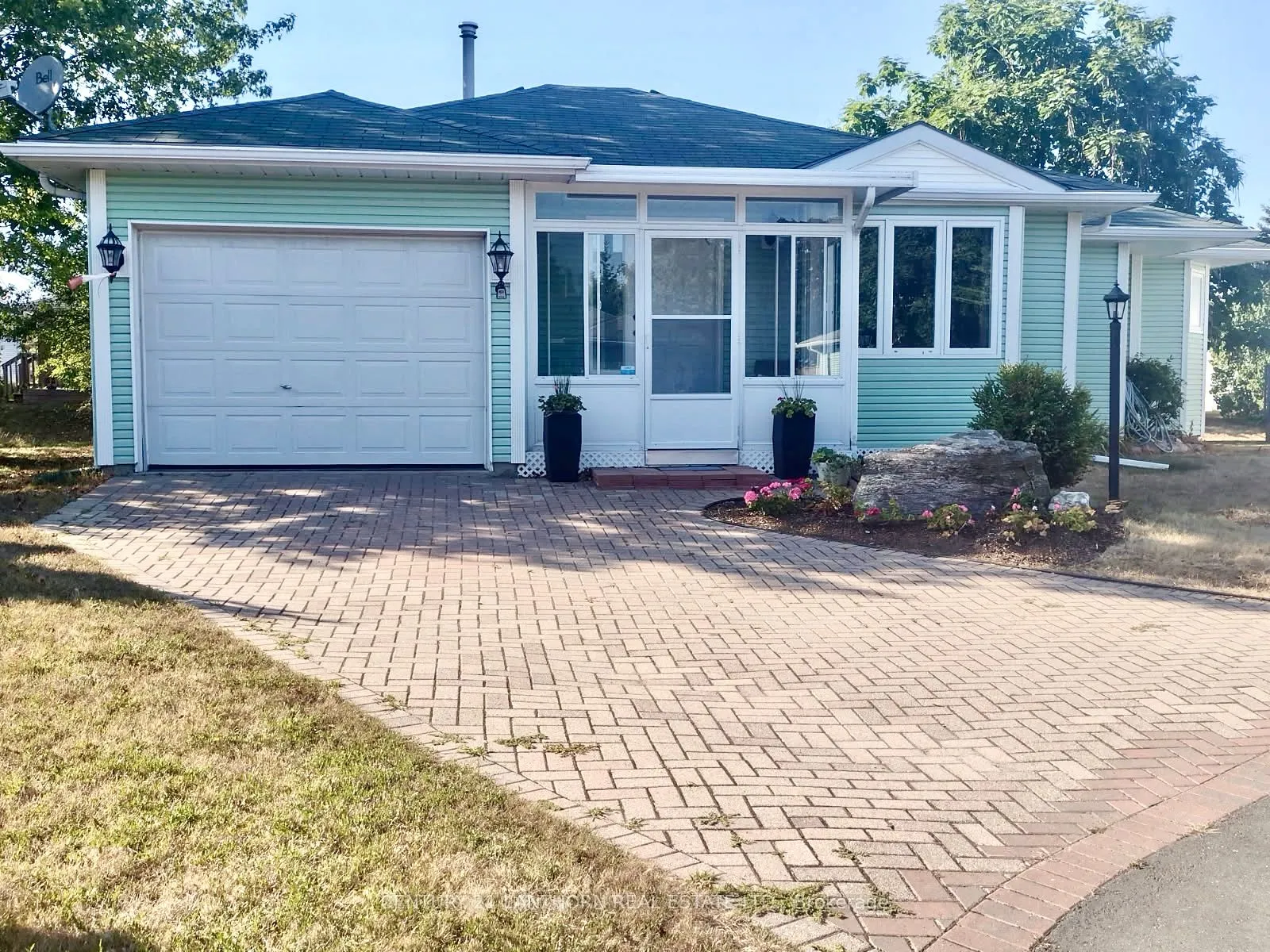 9 Reynolds Place