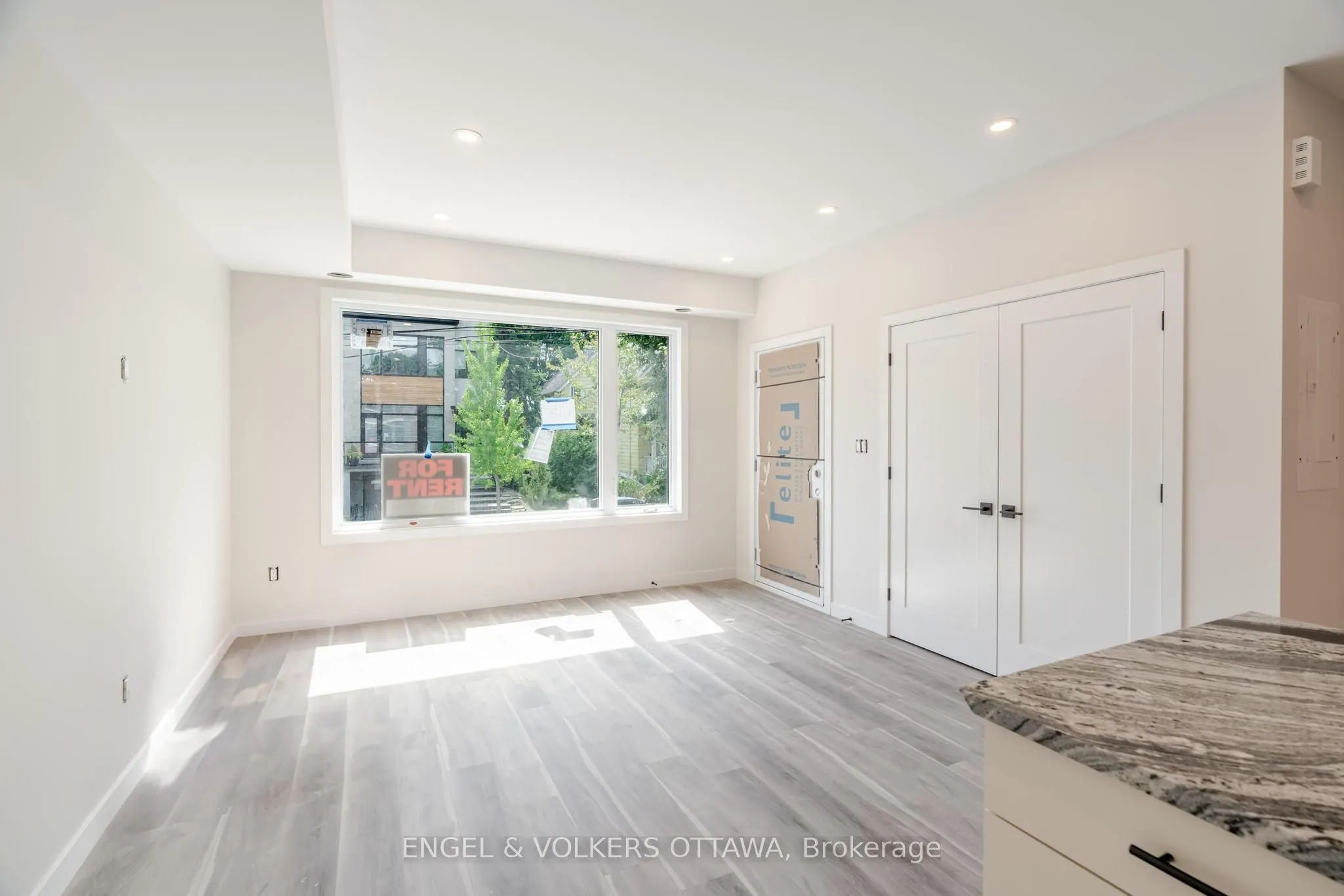 195 Hopewell Avenue, #A