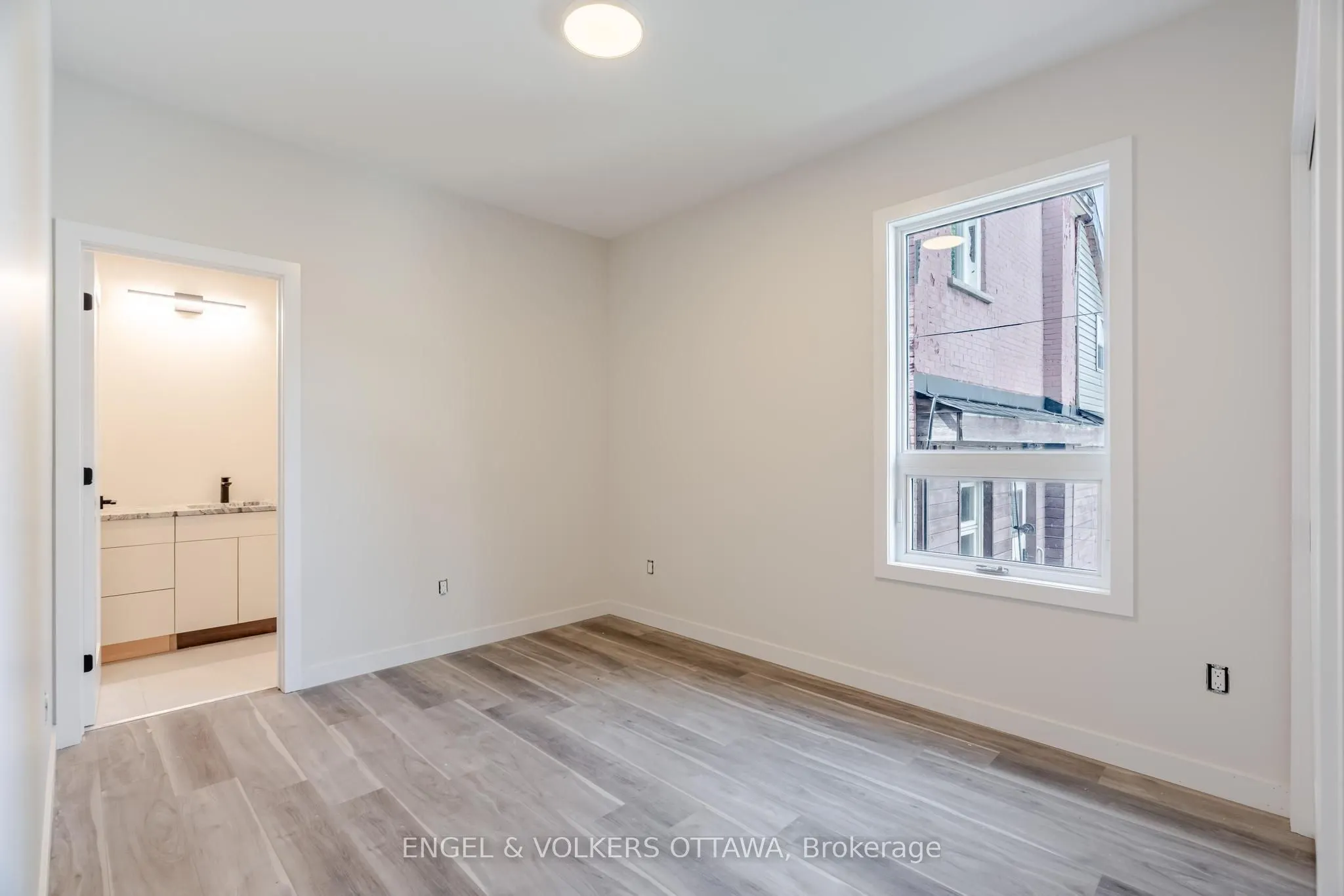 195 Hopewell Avenue, #A