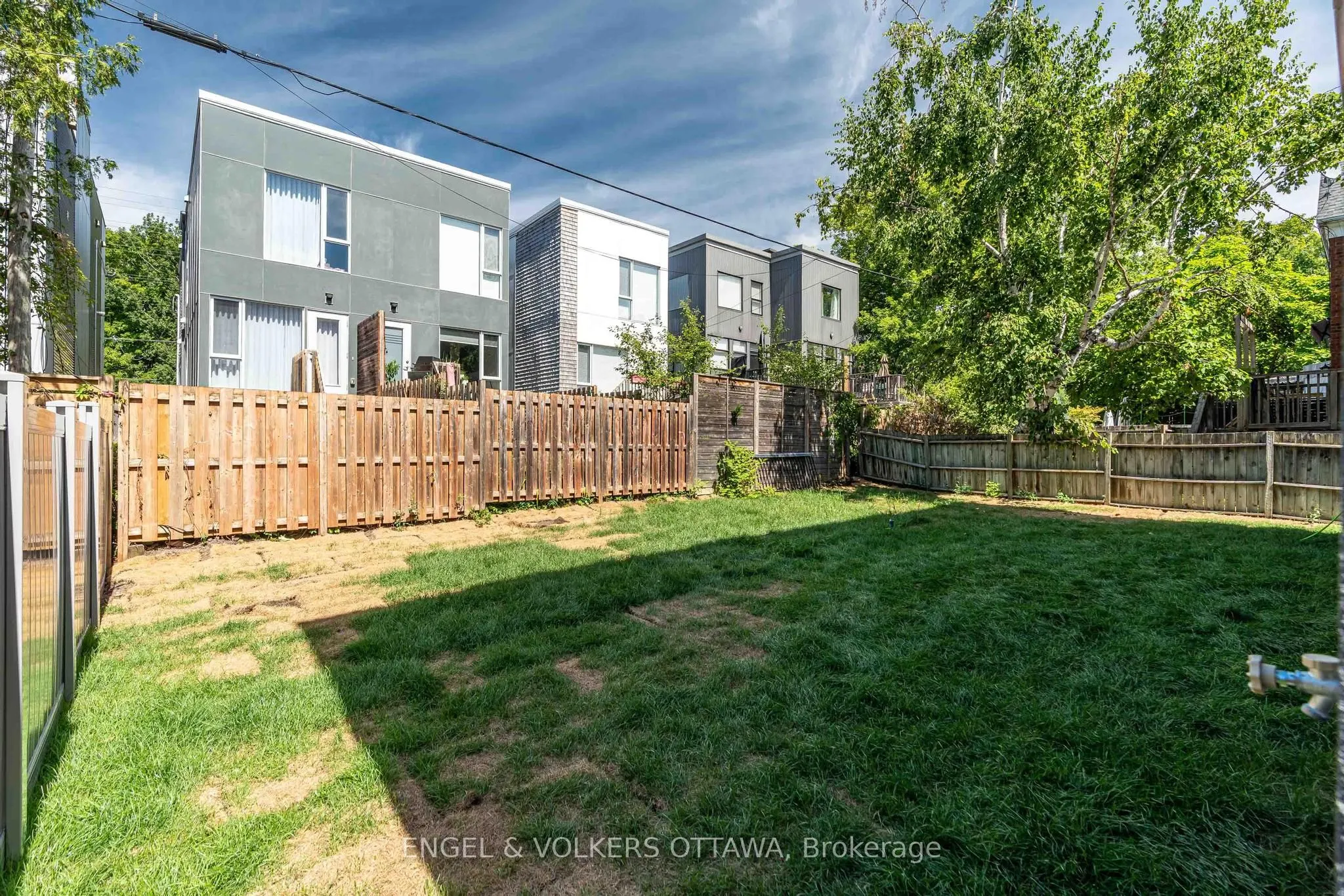 195 Hopewell Avenue, #A
