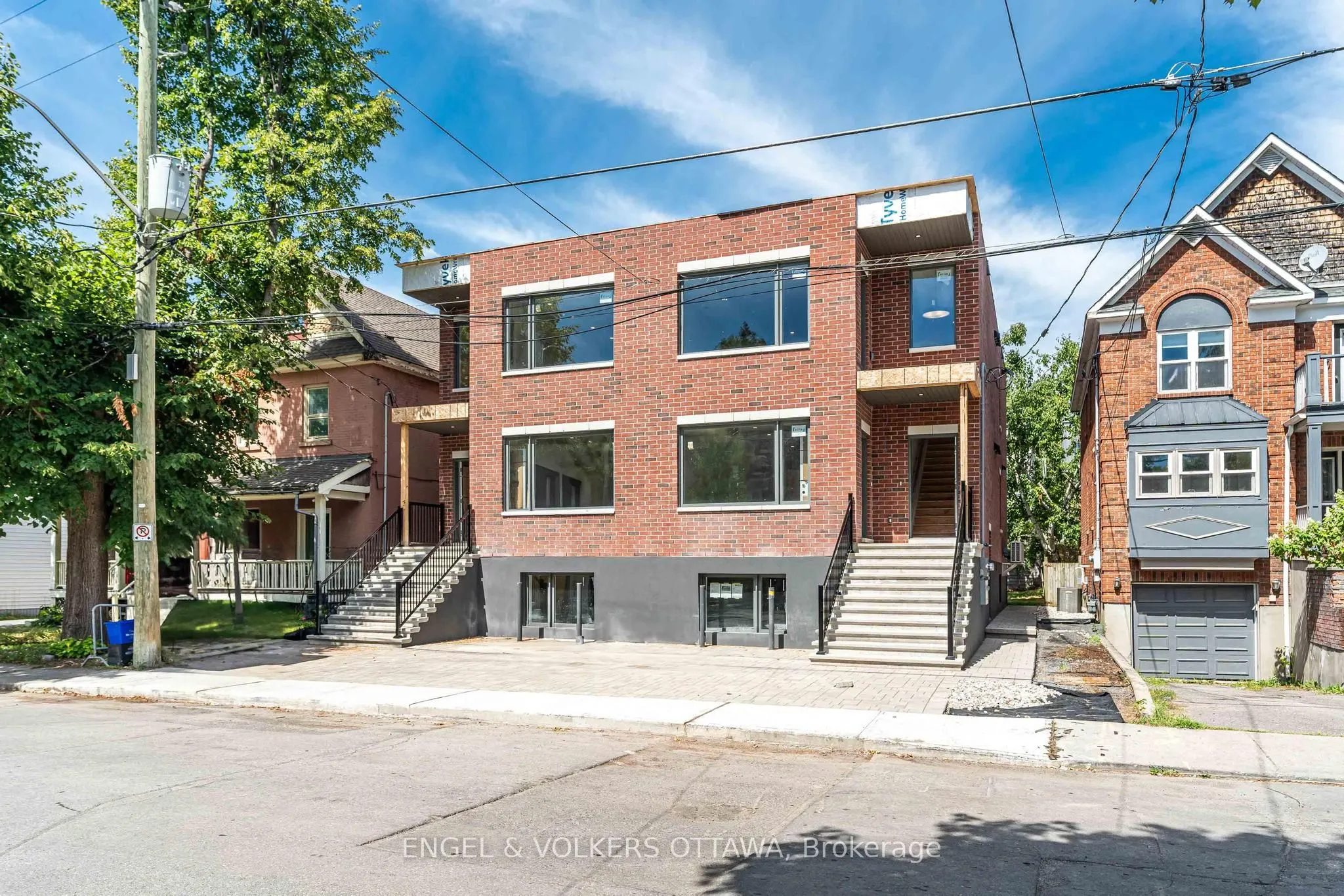 195 Hopewell Avenue, #A