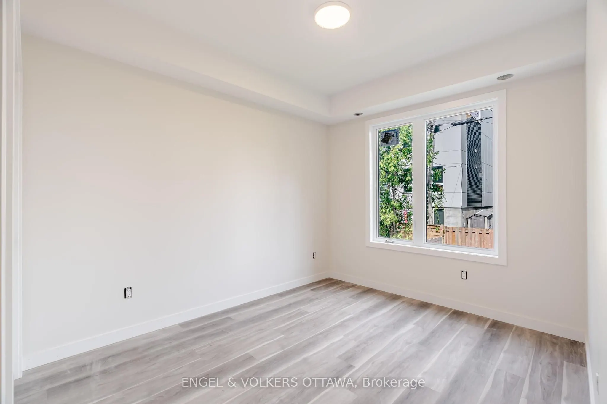 195 Hopewell Avenue, #A