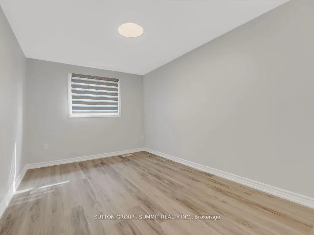 2 Grandridge Crescent